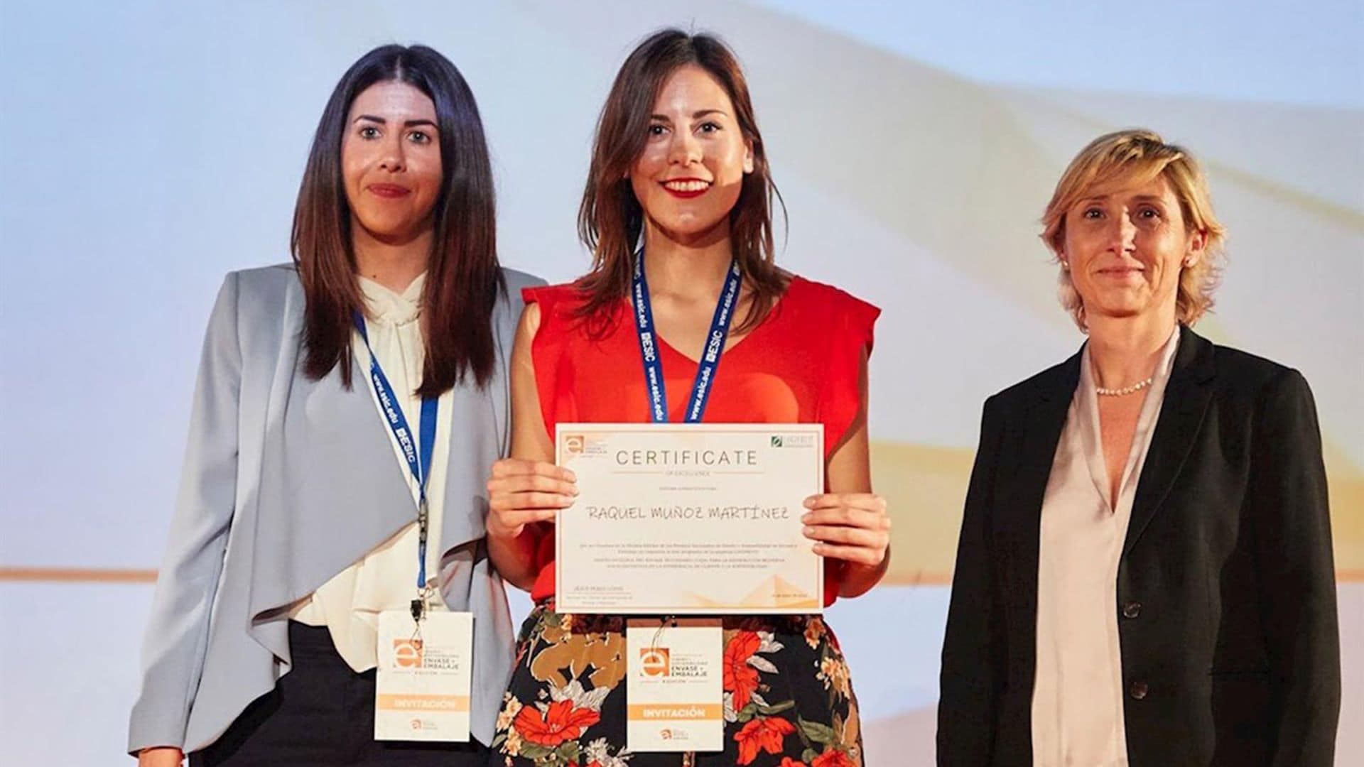 Una joven española hace historia con el diseño de una caja de verduras sostenible