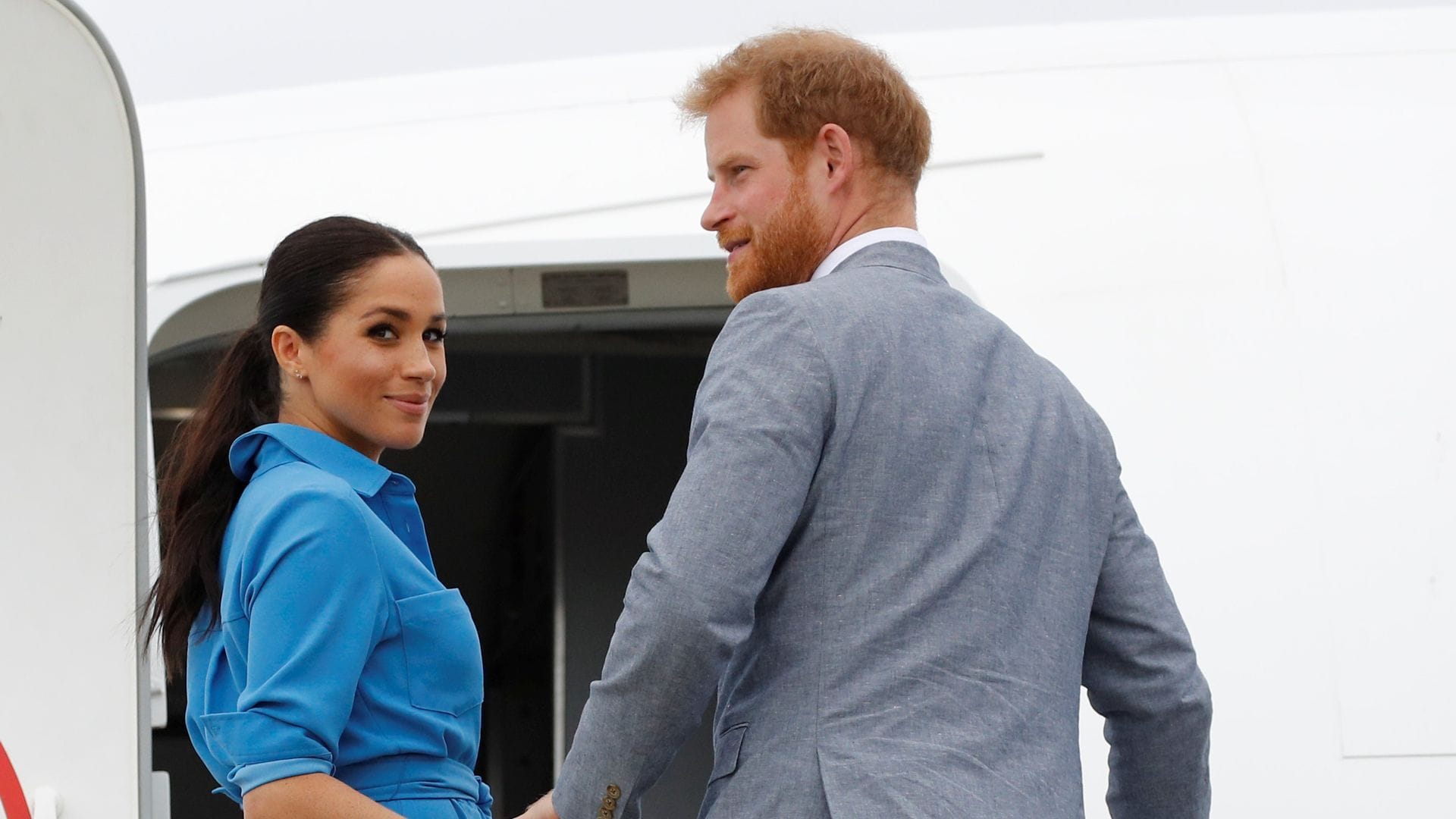 El Príncipe Harry y Meghan Markle, los Duques de Sussexx, en su visita a Tonga