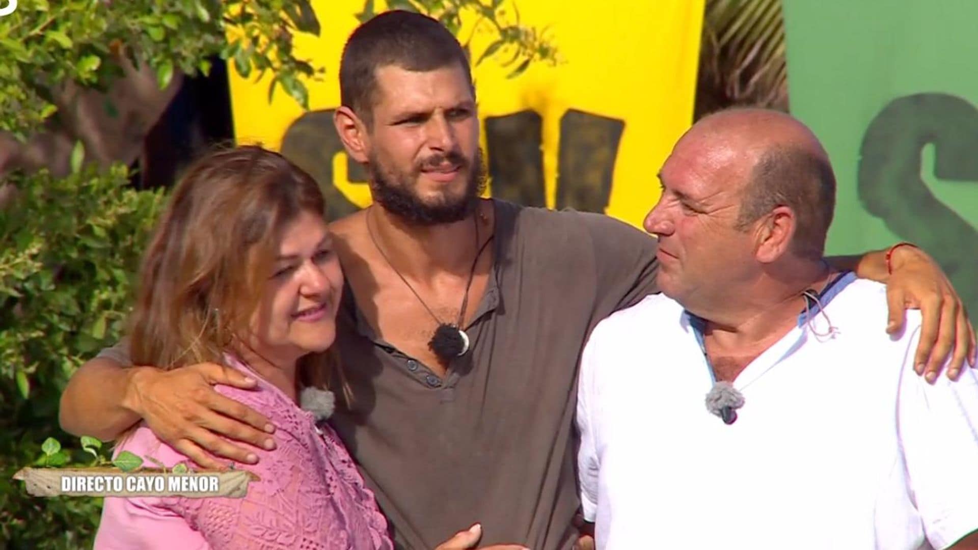 El padre de Alejandro Nieto le da un consejo en su reencuentro en 'Supervivientes'