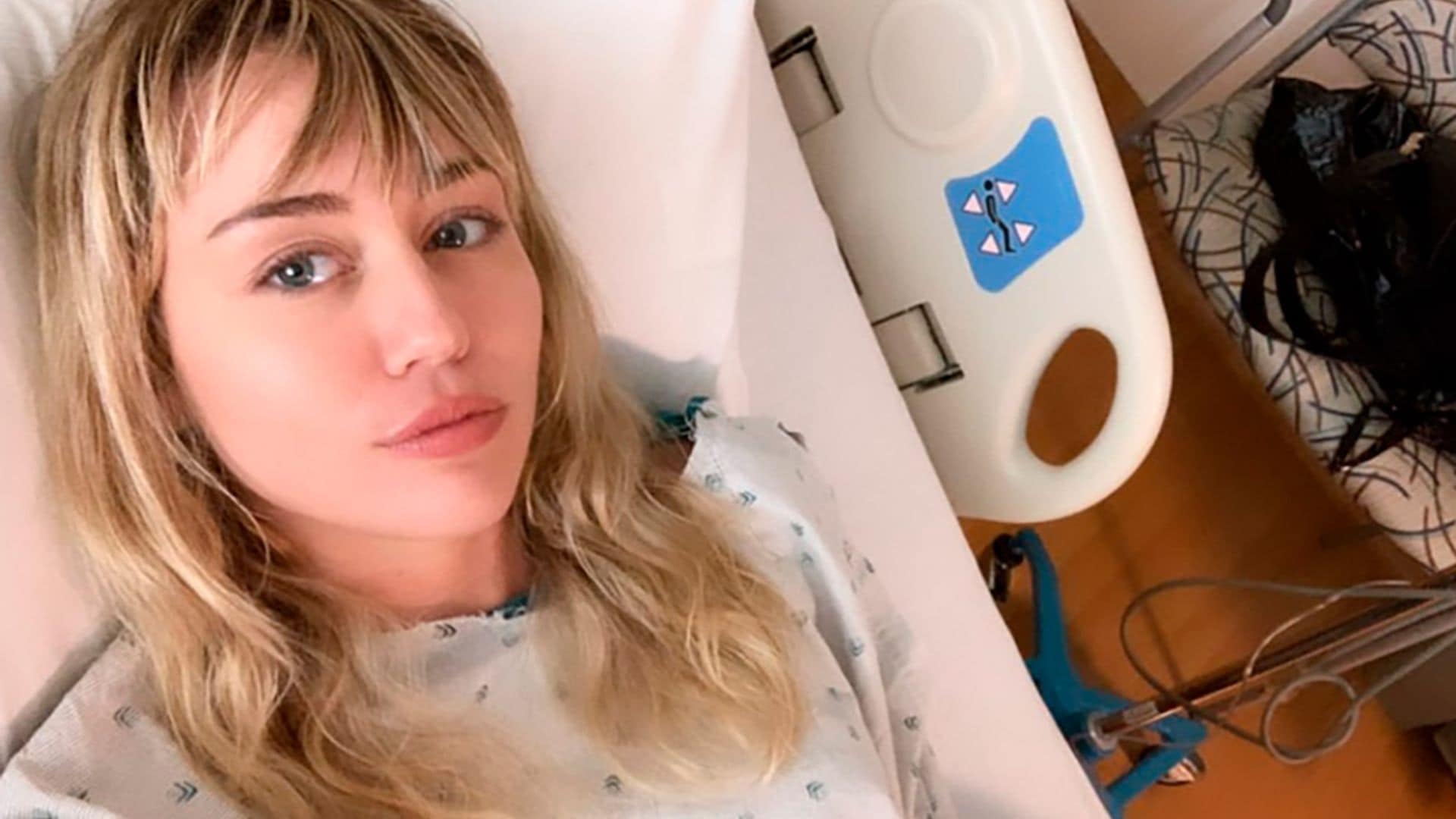 Miley Cyrus se recupera de una operación de urgencia en las cuerdas vocales