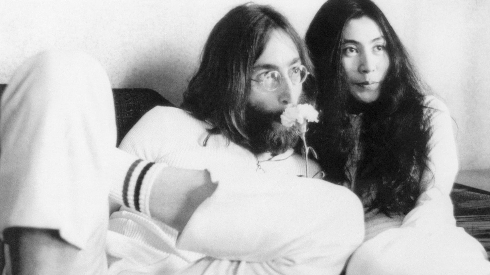 Todo lo que no sabes de Yoko Ono, ‘la mujer más atacada del mundo’, en su 90 cumpleaños