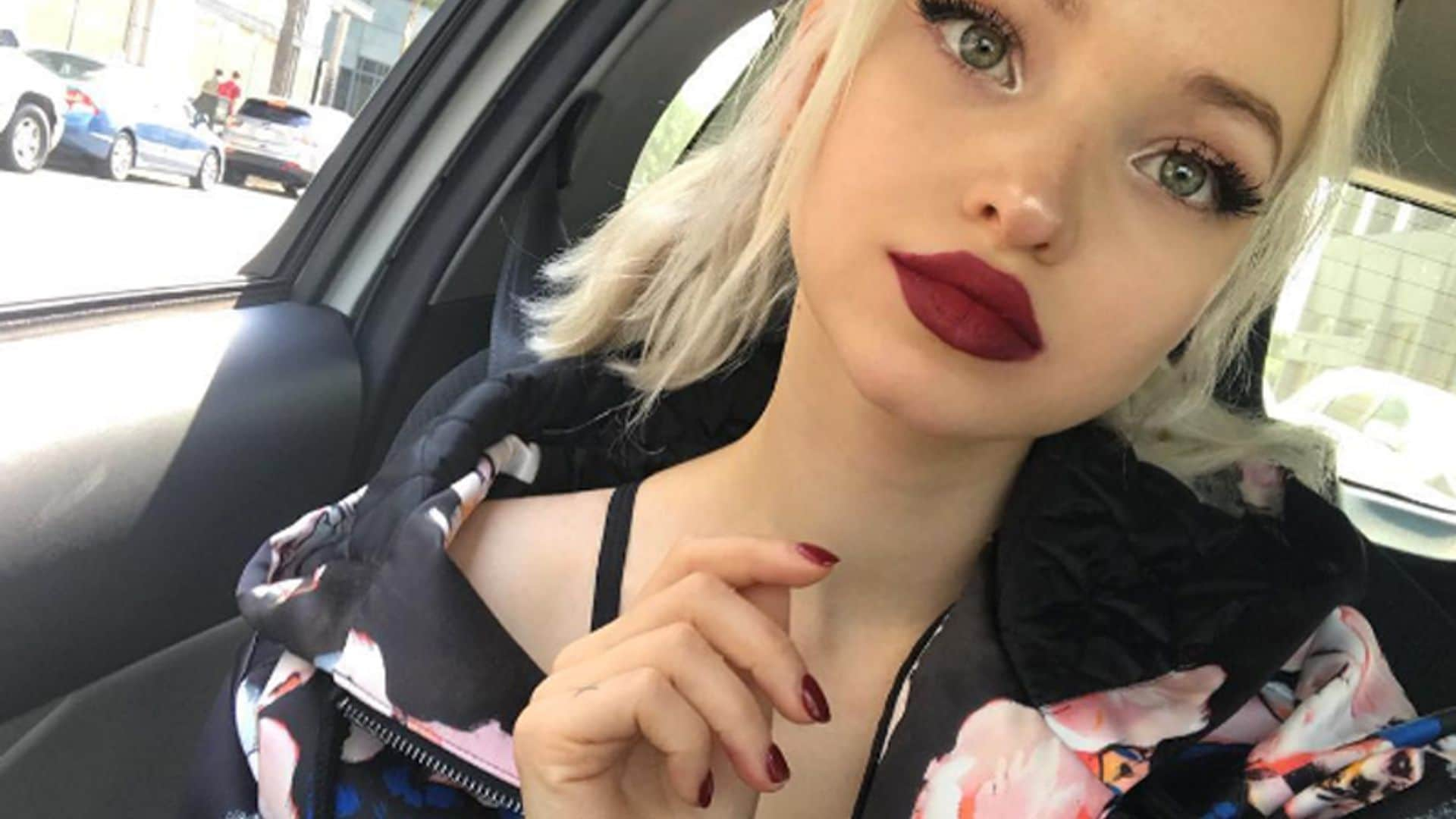 Cuatro errores que debes evitar a la hora de utilizar el cosmético favorito de Dove Cameron