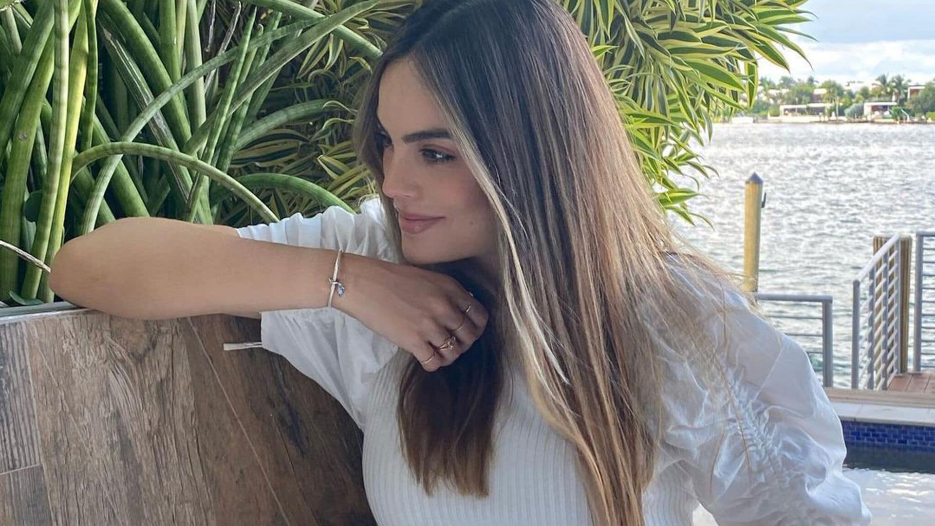 Ximena Navarrete presume la carita de su bebé en la recta final de su embarazo