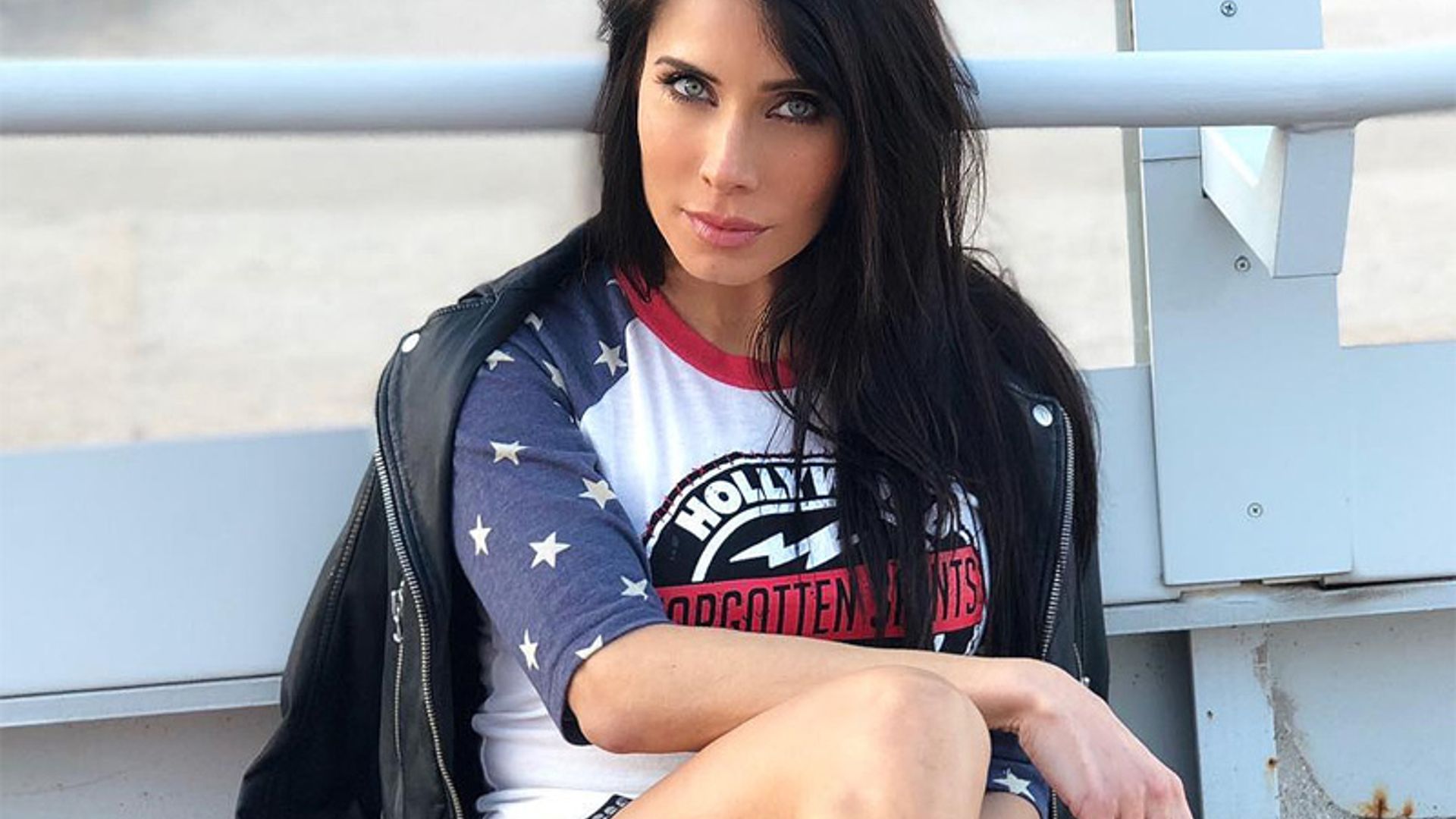 Pilar Rubio disfruta de una noche de lo más rockera sin sus chicos