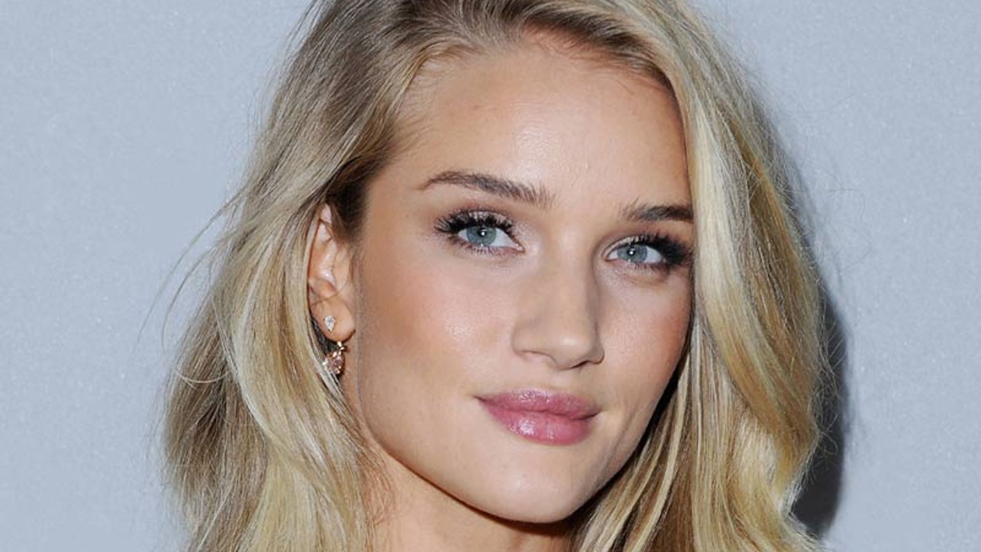 Rosie Huntington-Whiteley: 30 años, en 30 'beauty looks'