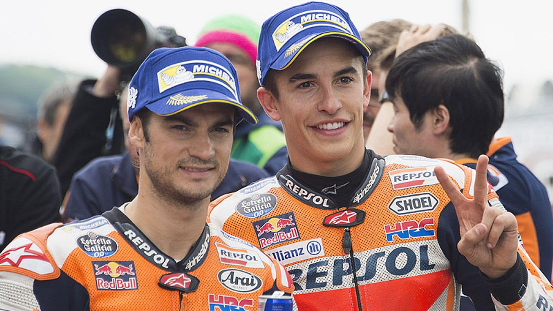 ¡Menudo ritmo! El divertido baile con el que Marc Márquez y Dani Pedrosa arrasan en las redes sociales