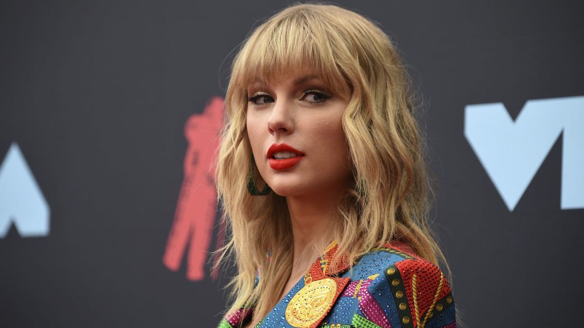 ¿Puede Taylor Swift superar a Michael Jackson y ascender al trono del pop?