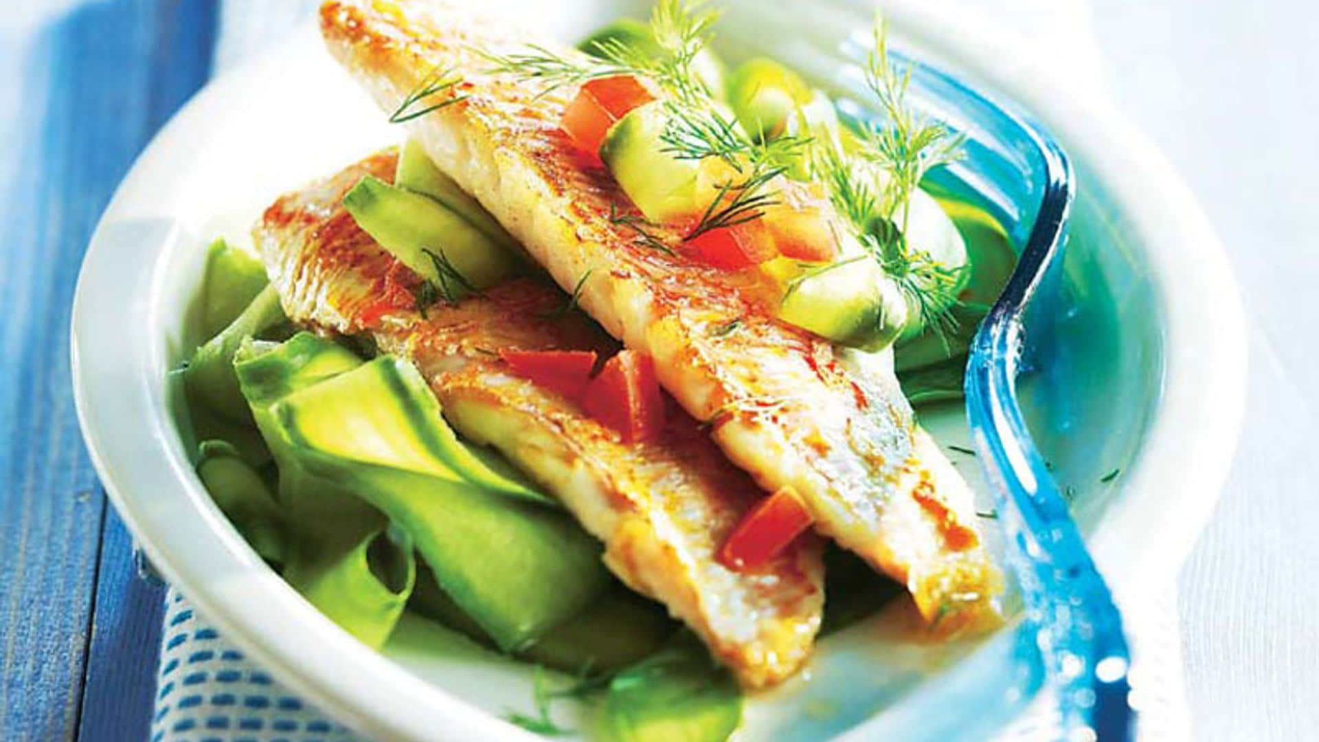 Salmonetes con pepino