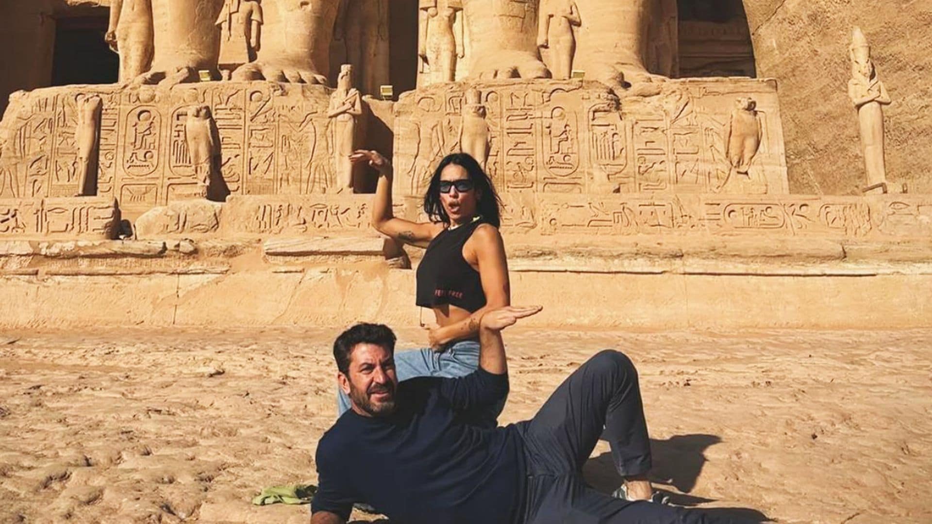 El divertidísimo viaje a Egipto de Lorena Castell con su hijo y Arturo Valls navegando por el Nilo y visitando las pirámides