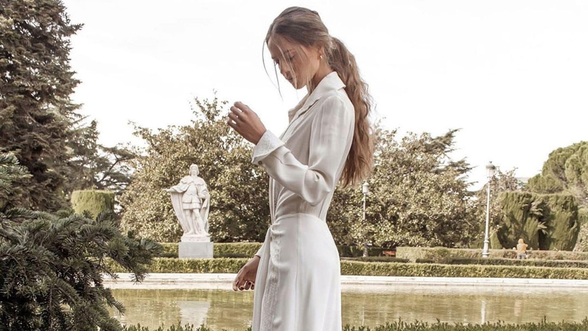 Vestidos camiseros, la inesperada tendencia de la primavera que entusiasma a las novias