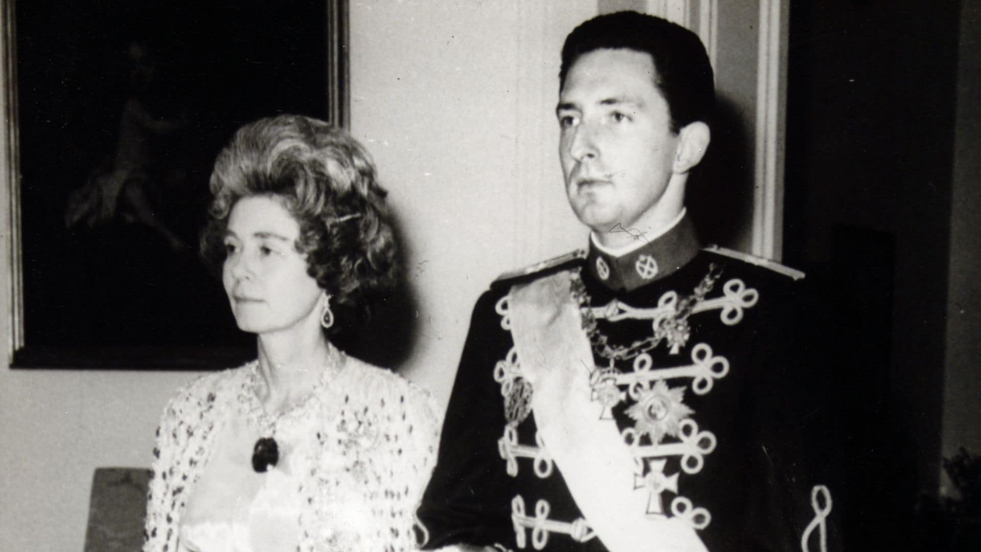La reina Federica de Grecia con el príncipe Miguel de Grecia