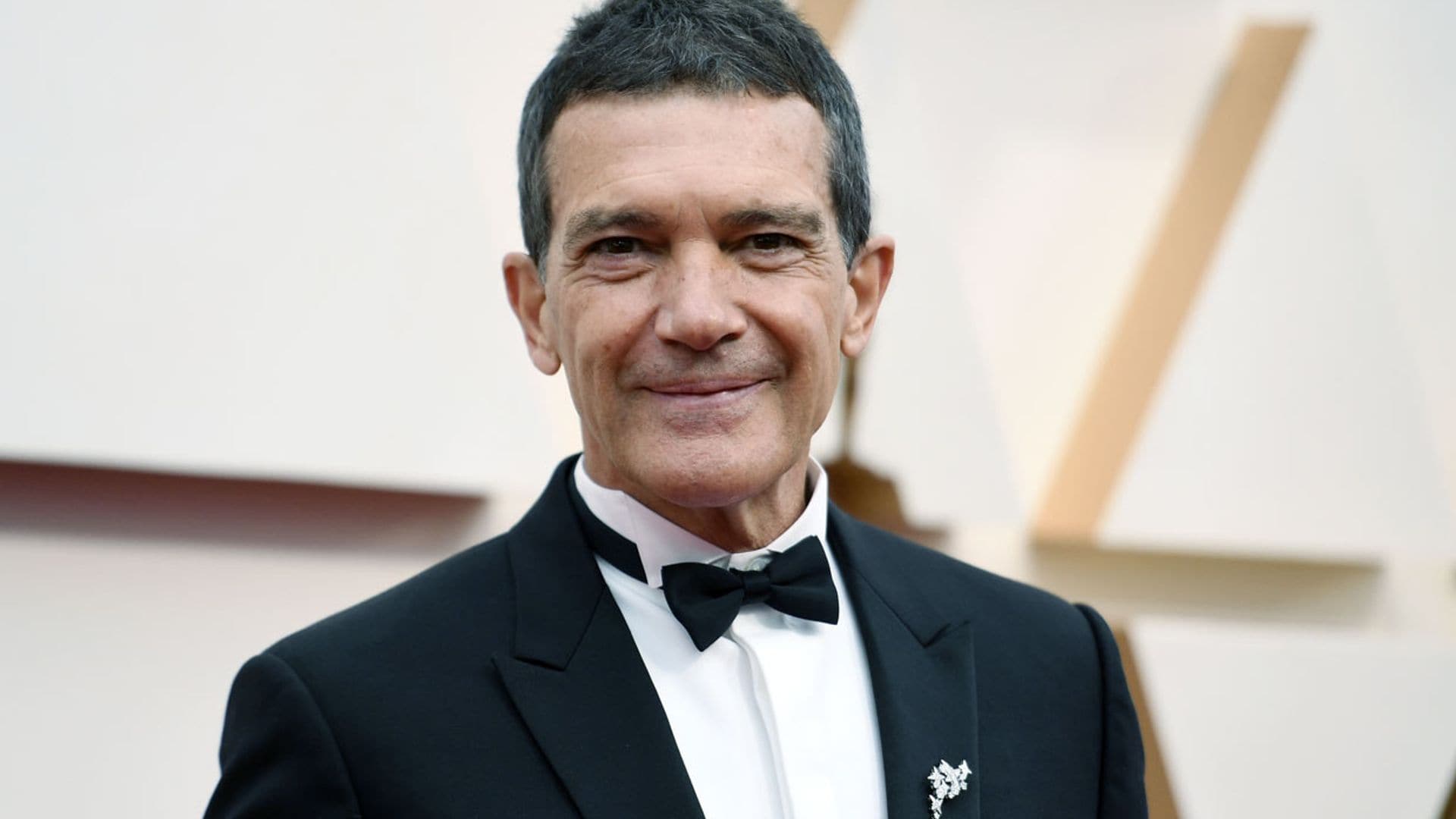 ¿Está o no arruinado? Antonio Banderas zanja la polémica