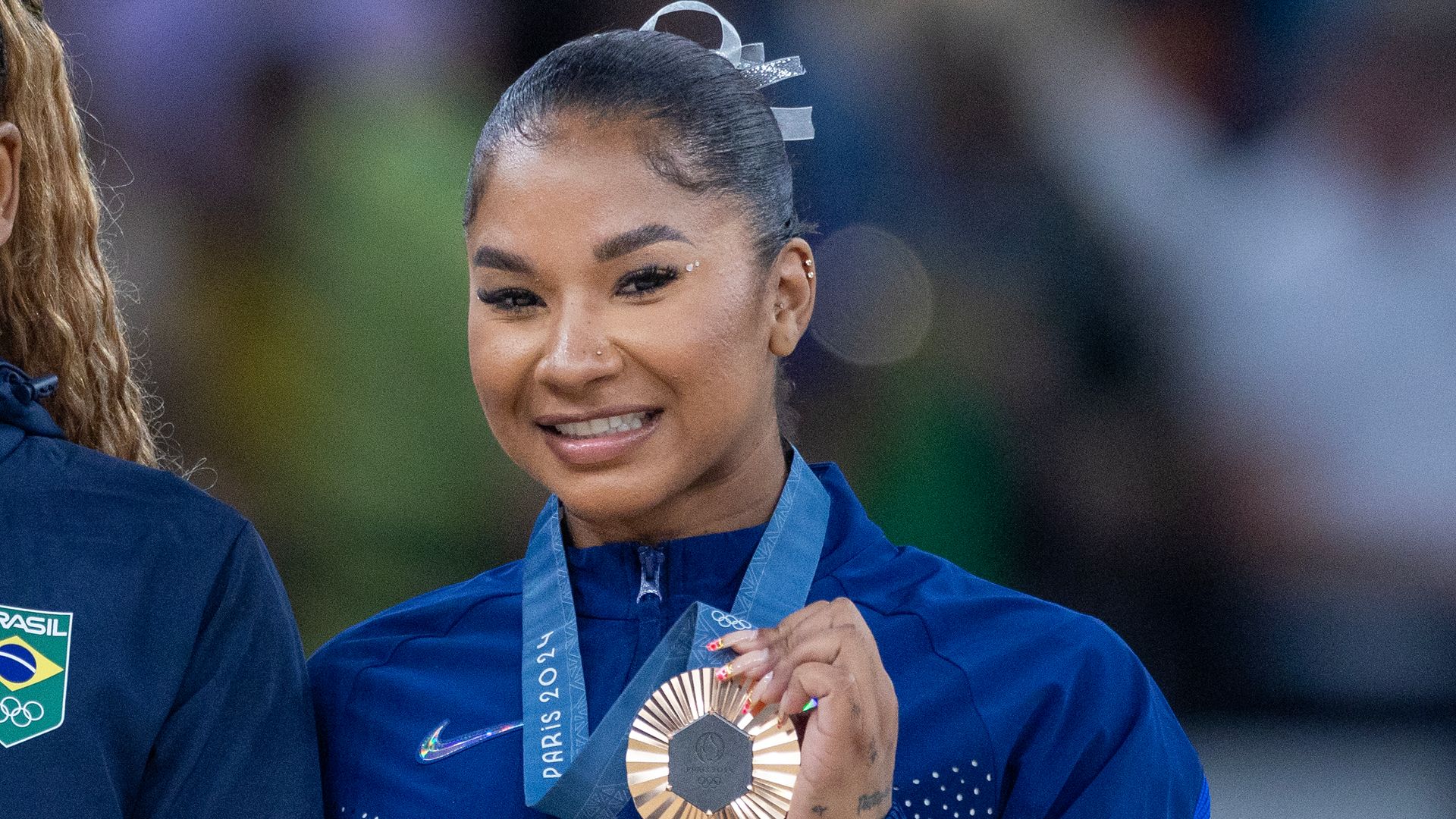 ¿Por qué la gimnasta estadounidense Jordan Chiles tendrá que devolver su medalla de París 2024?