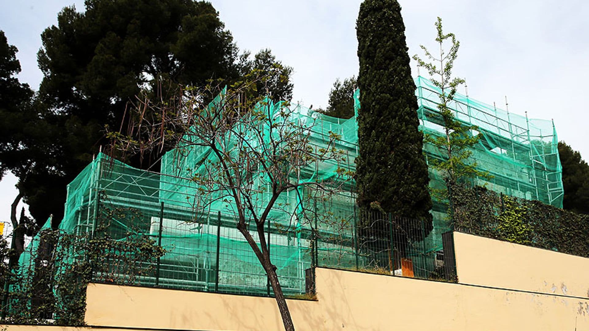 La antigua casa de la Infanta Cristina e Iñaki Urdangarin en obras tras adquirirla un nuevo propietario