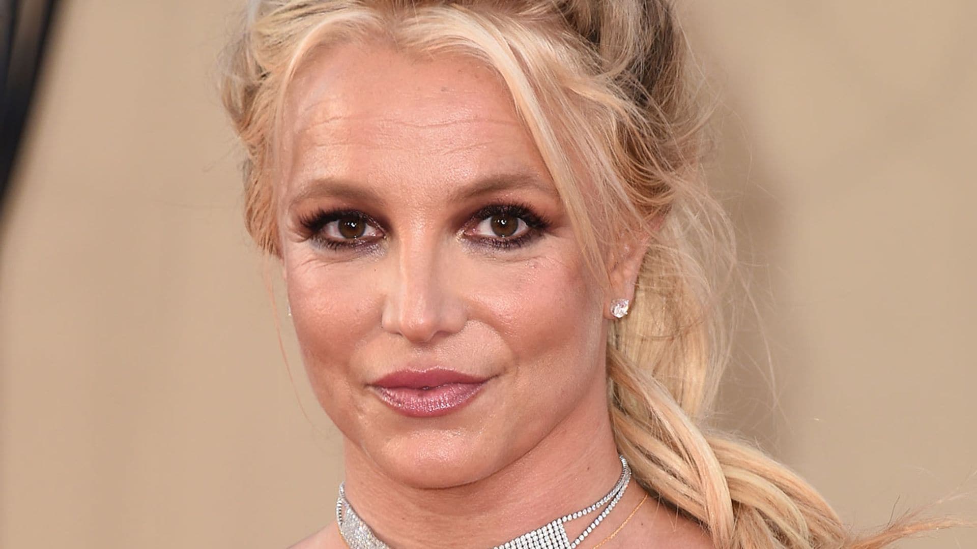 ¡Es oficial! La primera exposición individual de cuadros de Britney Spears ve la luz