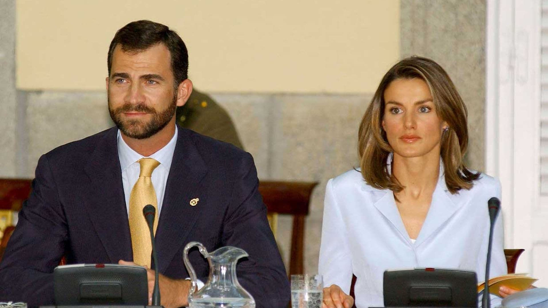 El Papa Juan Pablo II bendice en el Vaticano a los Príncipes de Asturias