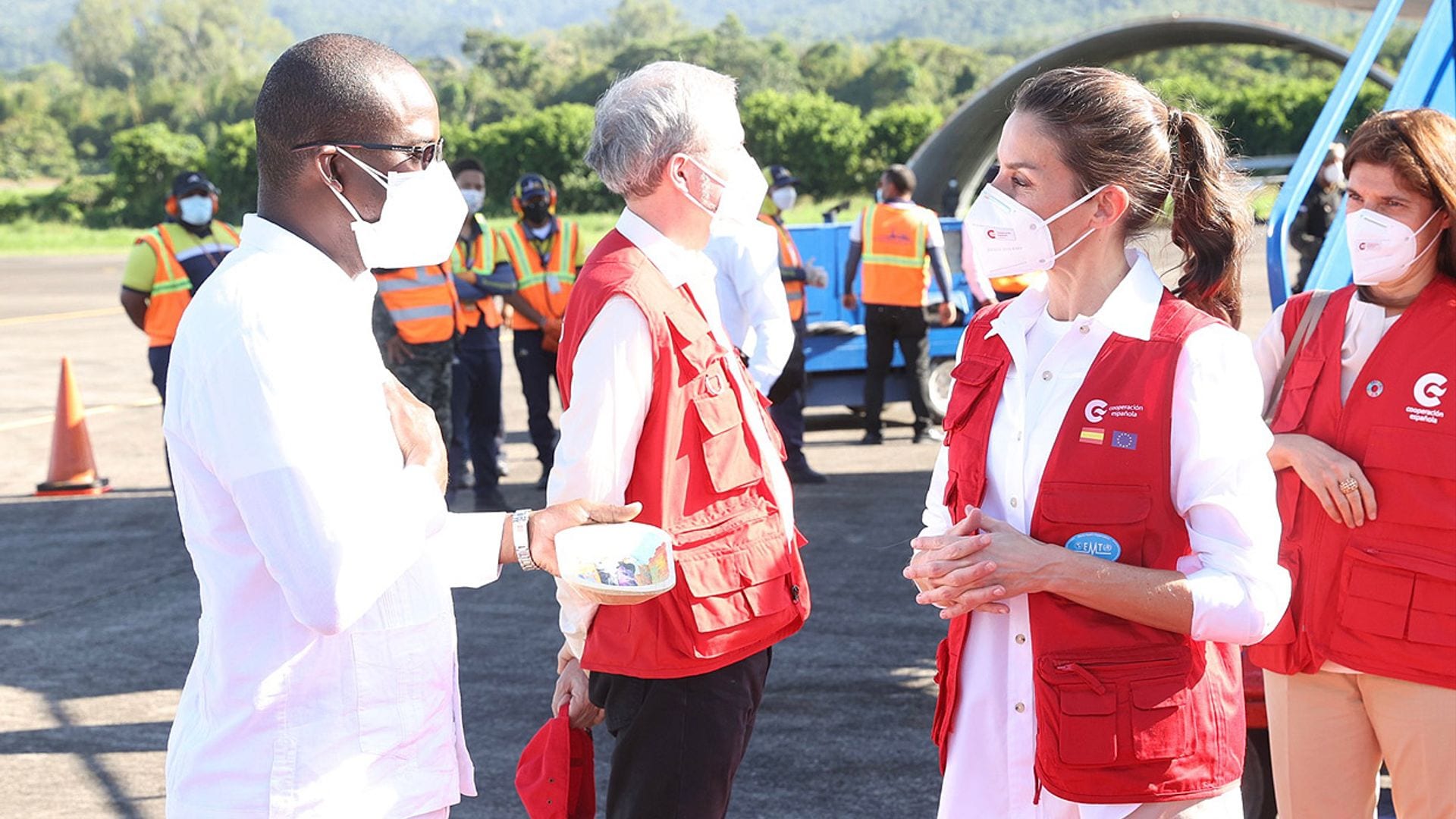 Doña Letizia aterriza en Honduras para su viaje humanitario de dos días