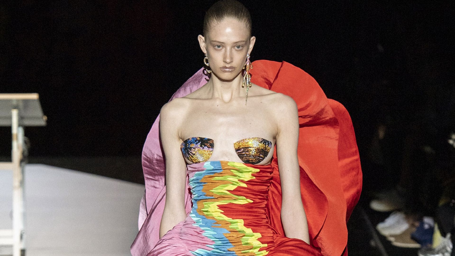 Daniel Roseberry se estrena en Schiaparelli con una oda al surrealismo