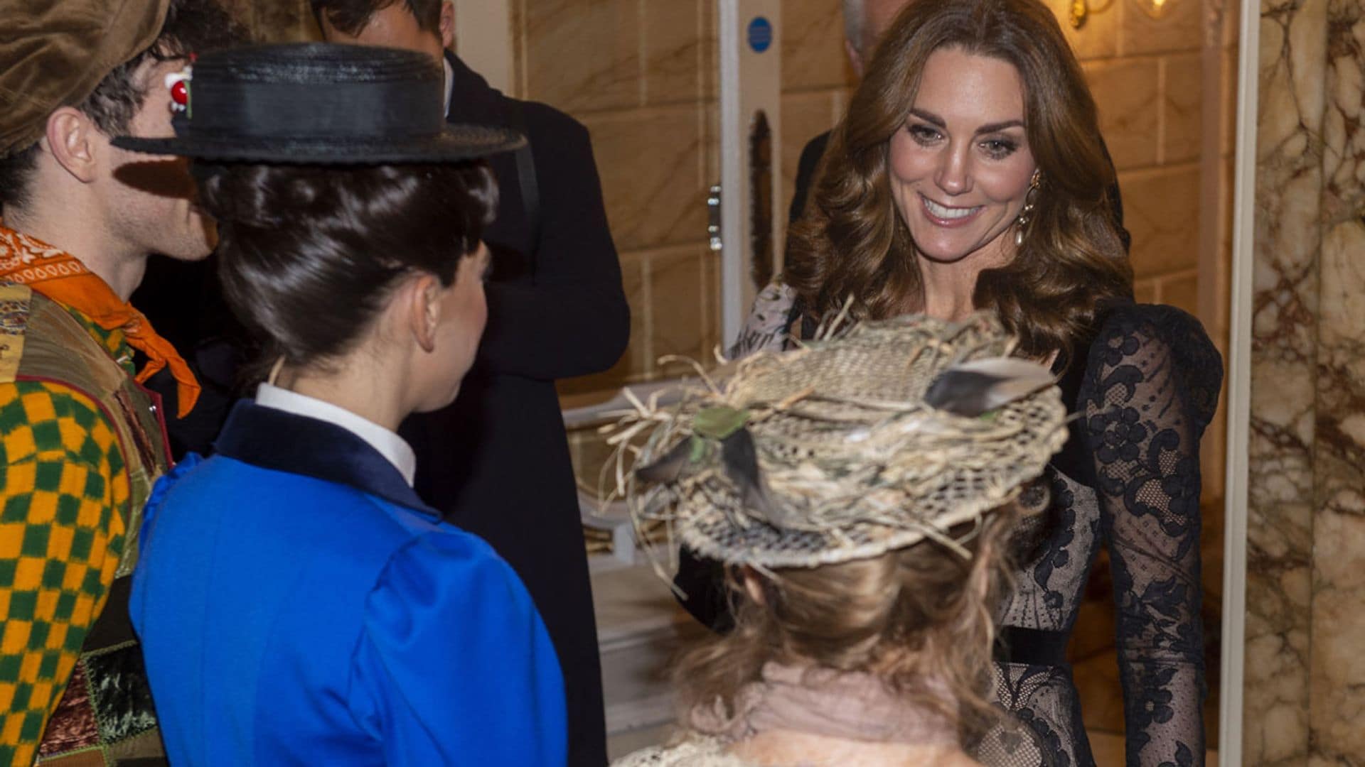 ¡'Supercalifragilistico'! El divertido encuentro de los duques de Cambridge con Mary Poppins