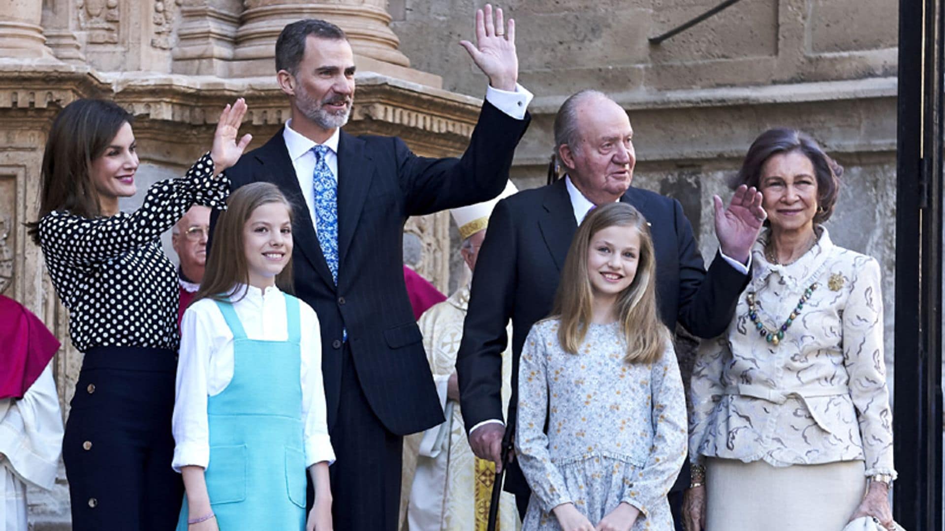 HOLA.com habla con el tuitero que viralizó el vídeo de la reina Letizia y doña Sofía