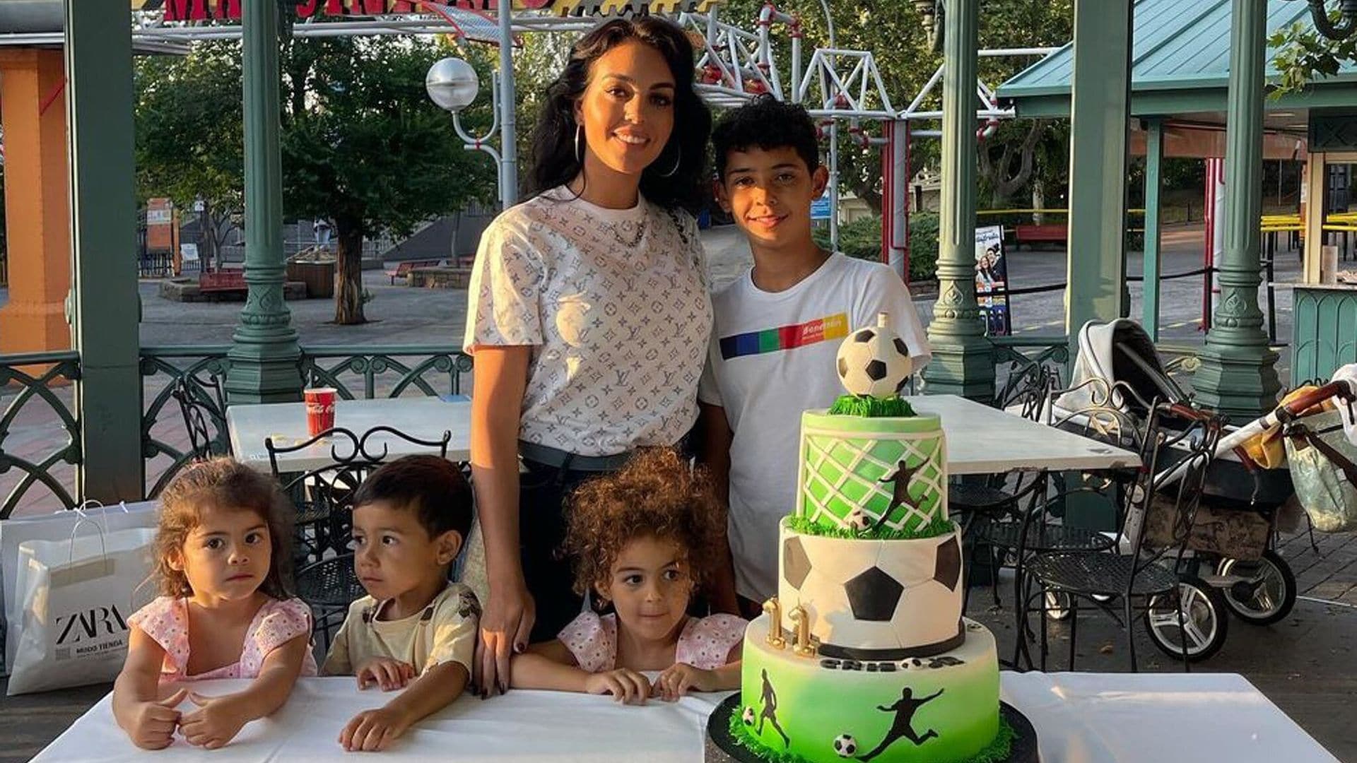 Georgina Rodríguez celebra el cumpleaños de Cristiano Jr. en un parque de diversiones