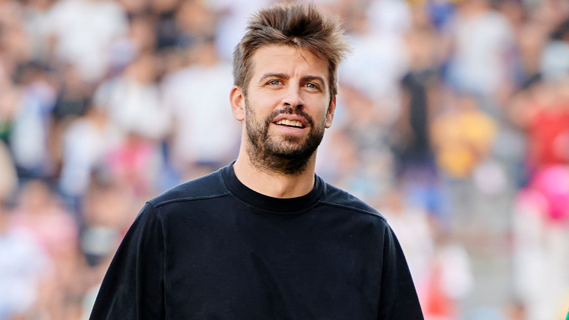 Las imágenes de Gerard Piqué junto a sus hijos Milan y Sasha en medio del Super Bowl LIX