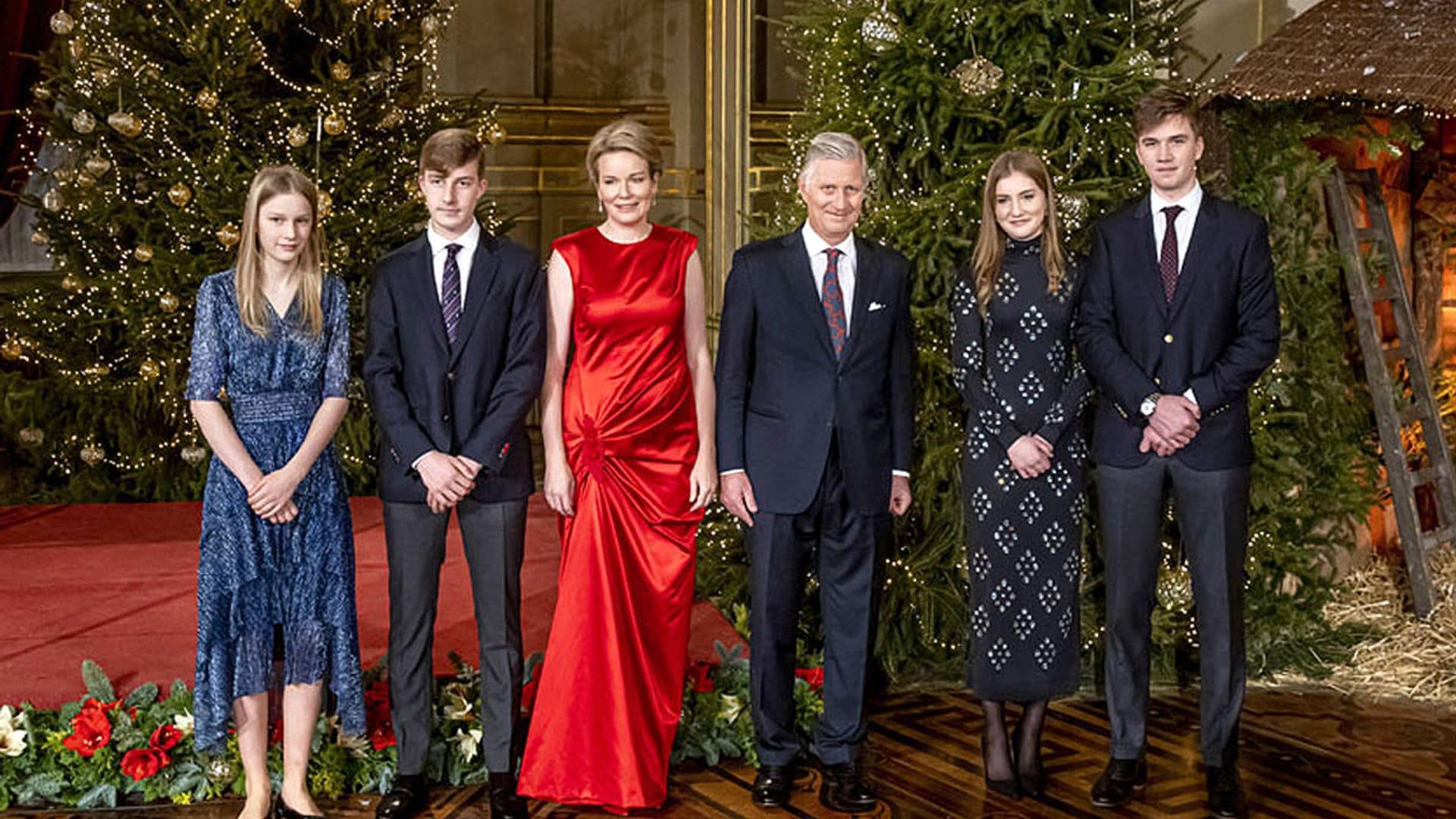La Familia Real belga festeja la Navidad con un árbol de 20 metros de altura y un concierto muy familiar