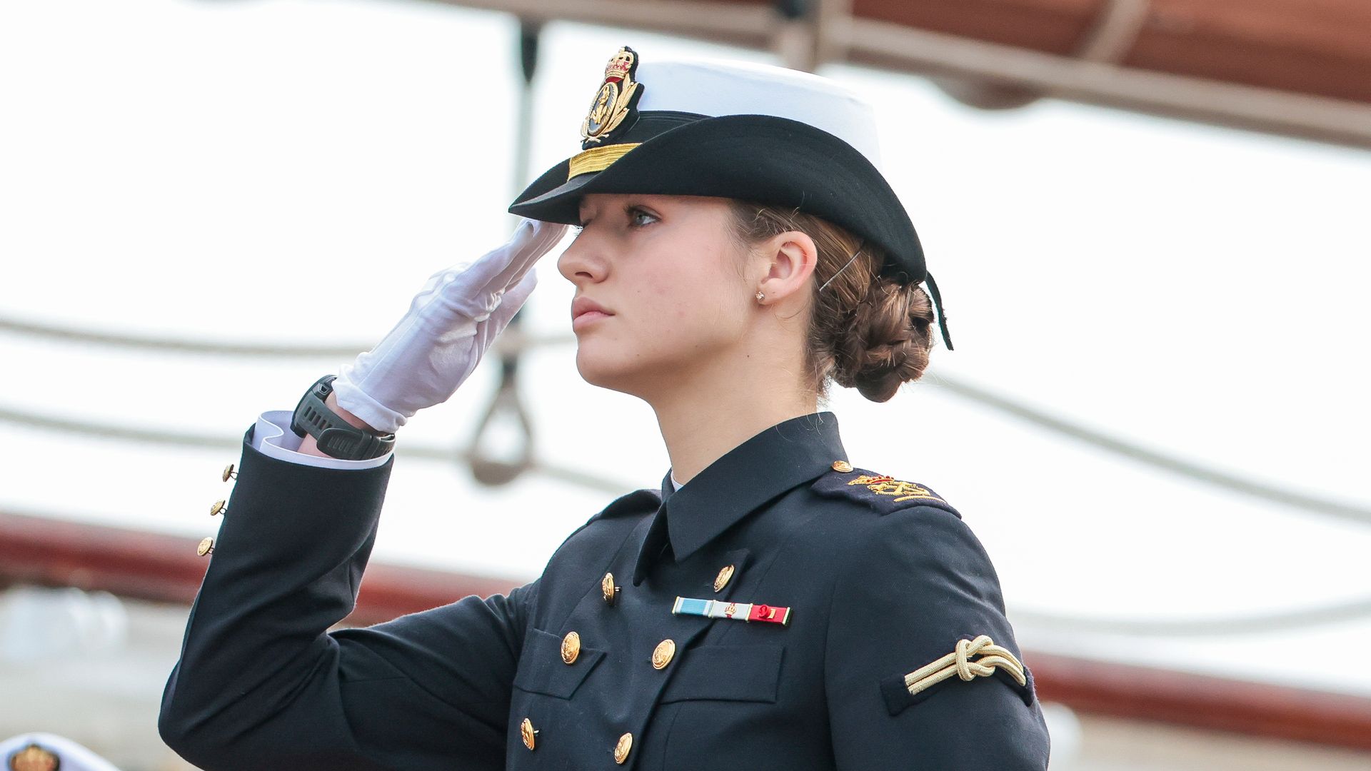 La princesa de Asturias ya navega en el Juan Sebastián de Elcano tras zarpar desde Cádiz