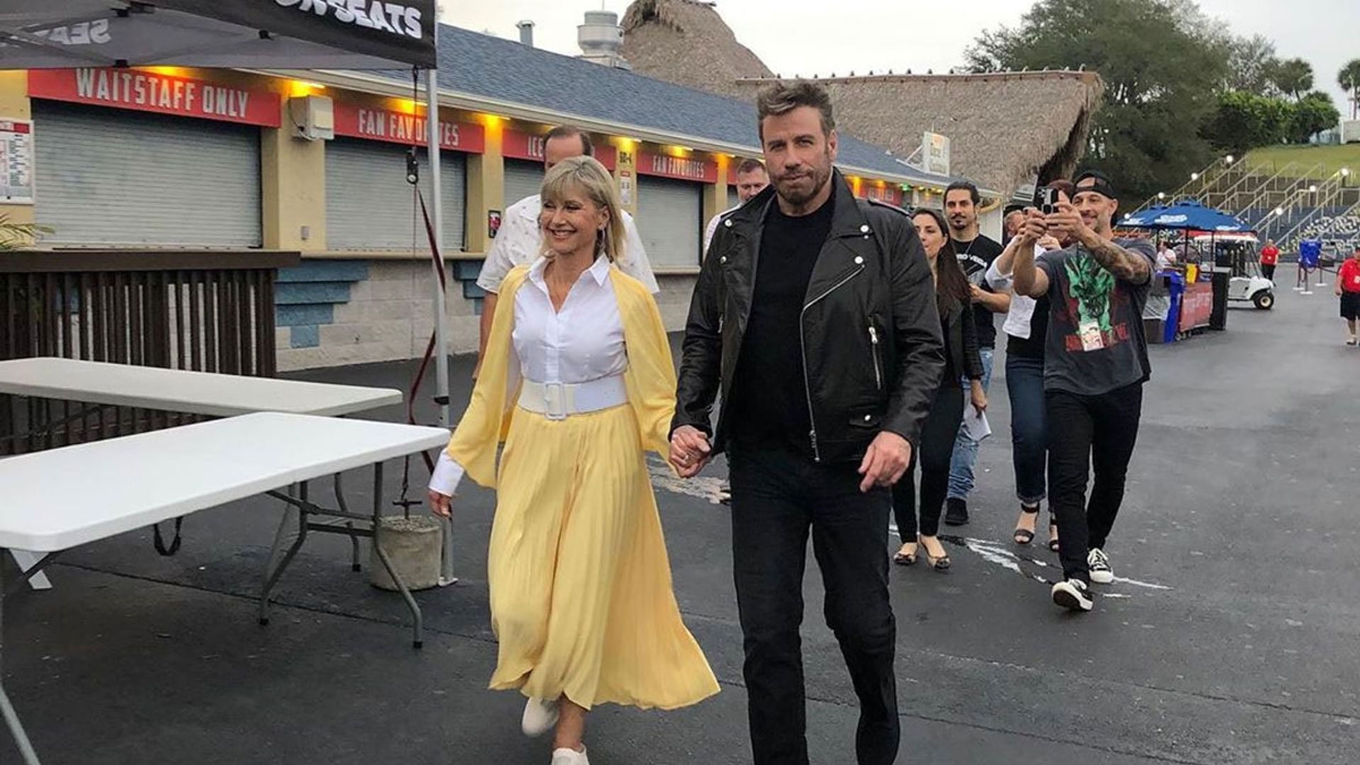 Olivia Newton-John y John Travolta vuelven a vestirse de 'Grease' 41 años después