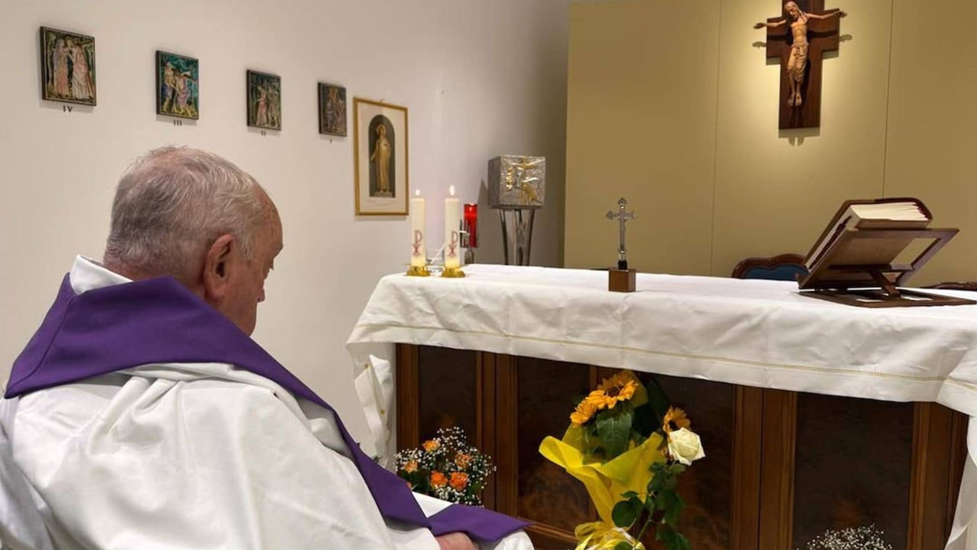 El Vaticano comparte la primera foto del papa Francisco tras su hospitalización