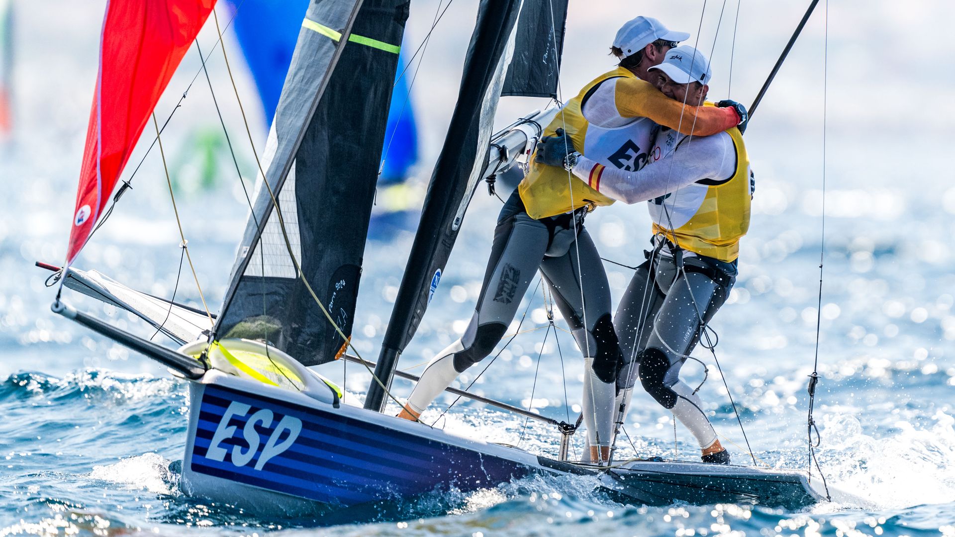 Las impresionantes imágenes de Diego Botín y Florian Trittel celebrando la medalla del oro, la primera para España