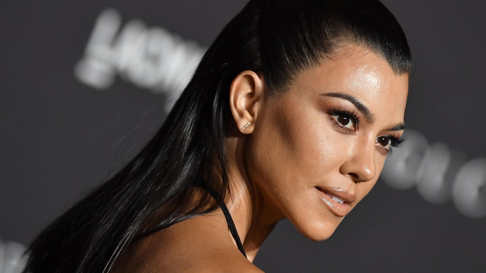 Kourtney Kardashian apuesta por pestañas perfectas y ‘naturales’