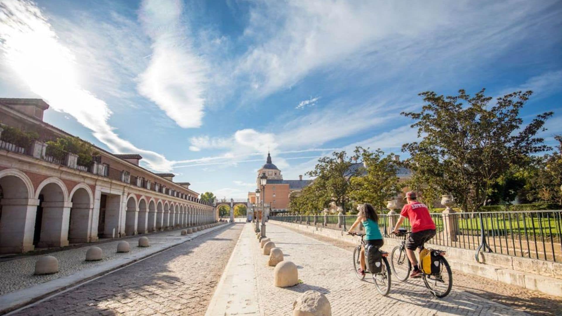 En bicicleta por los pueblos y paisajes más bonitos de Madrid