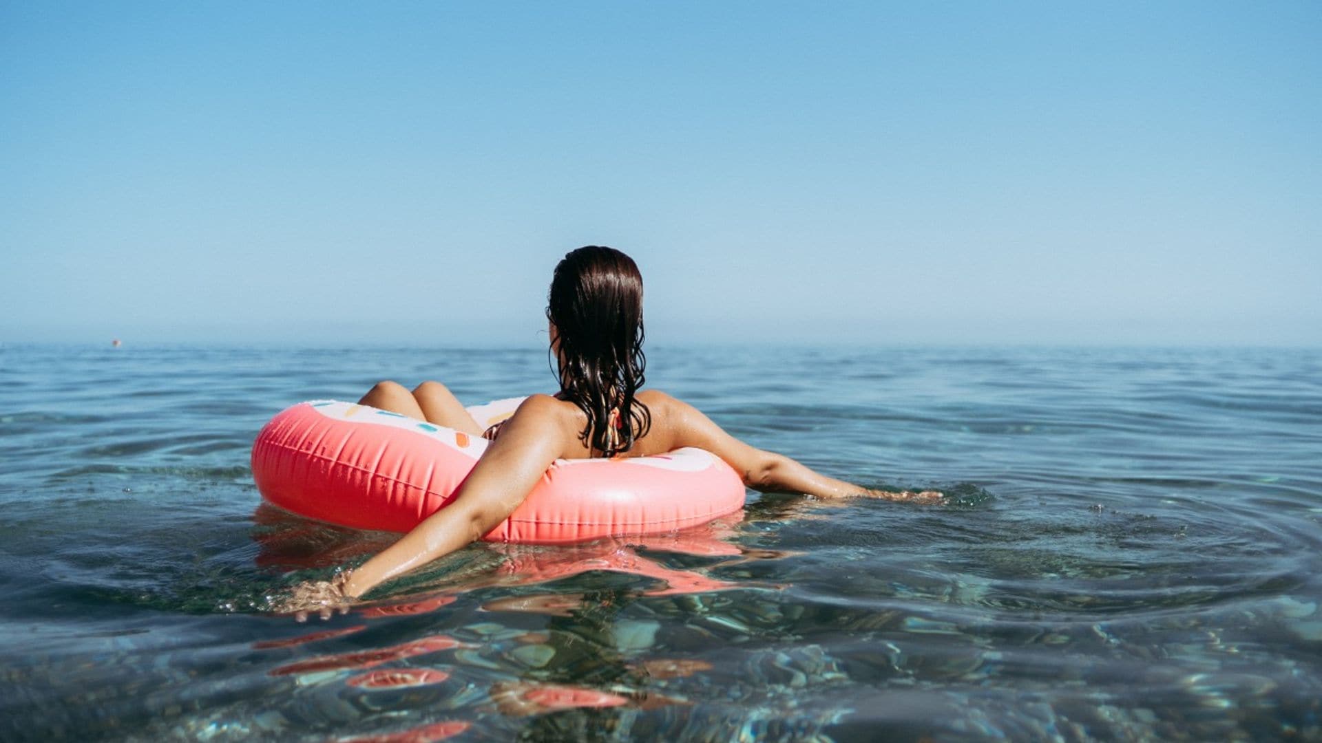 Despreocúpate este verano con las fundas impermeables para el móvil mejor valoradas