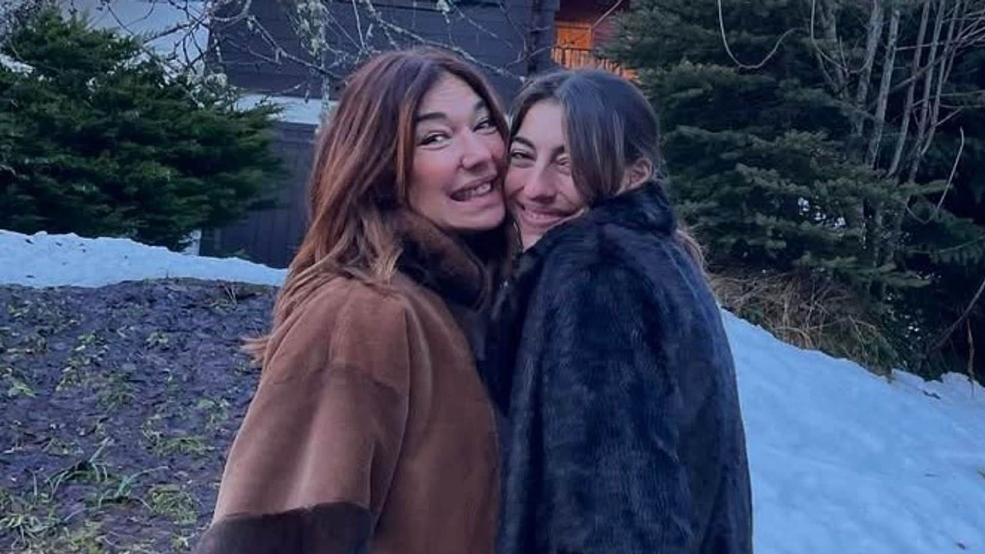 Raquel Revuelta, ilusionada con la boda de su hija Claudia, revela cómo avanzan los preparativos