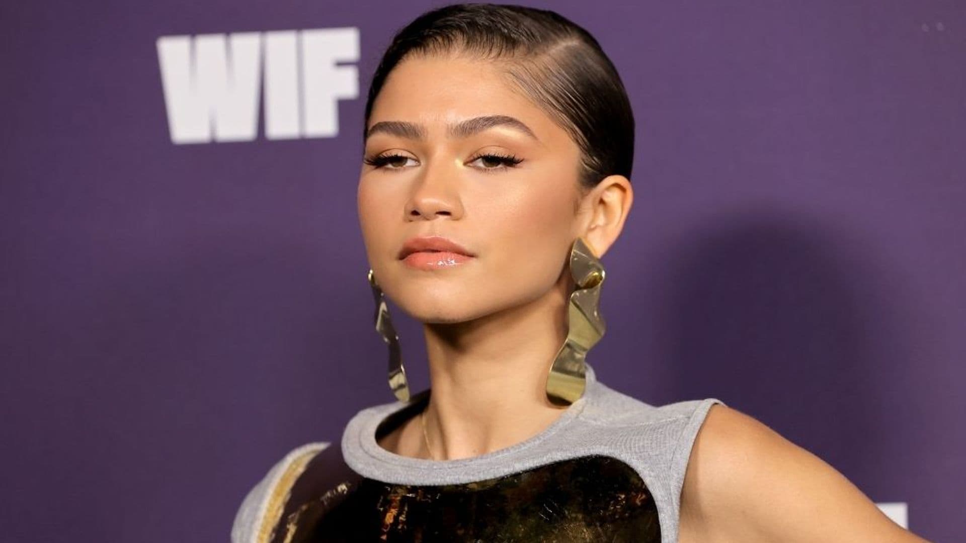 Zendaya hace un guiño a los 90 con su último look: ¡melena con extra de volumen!