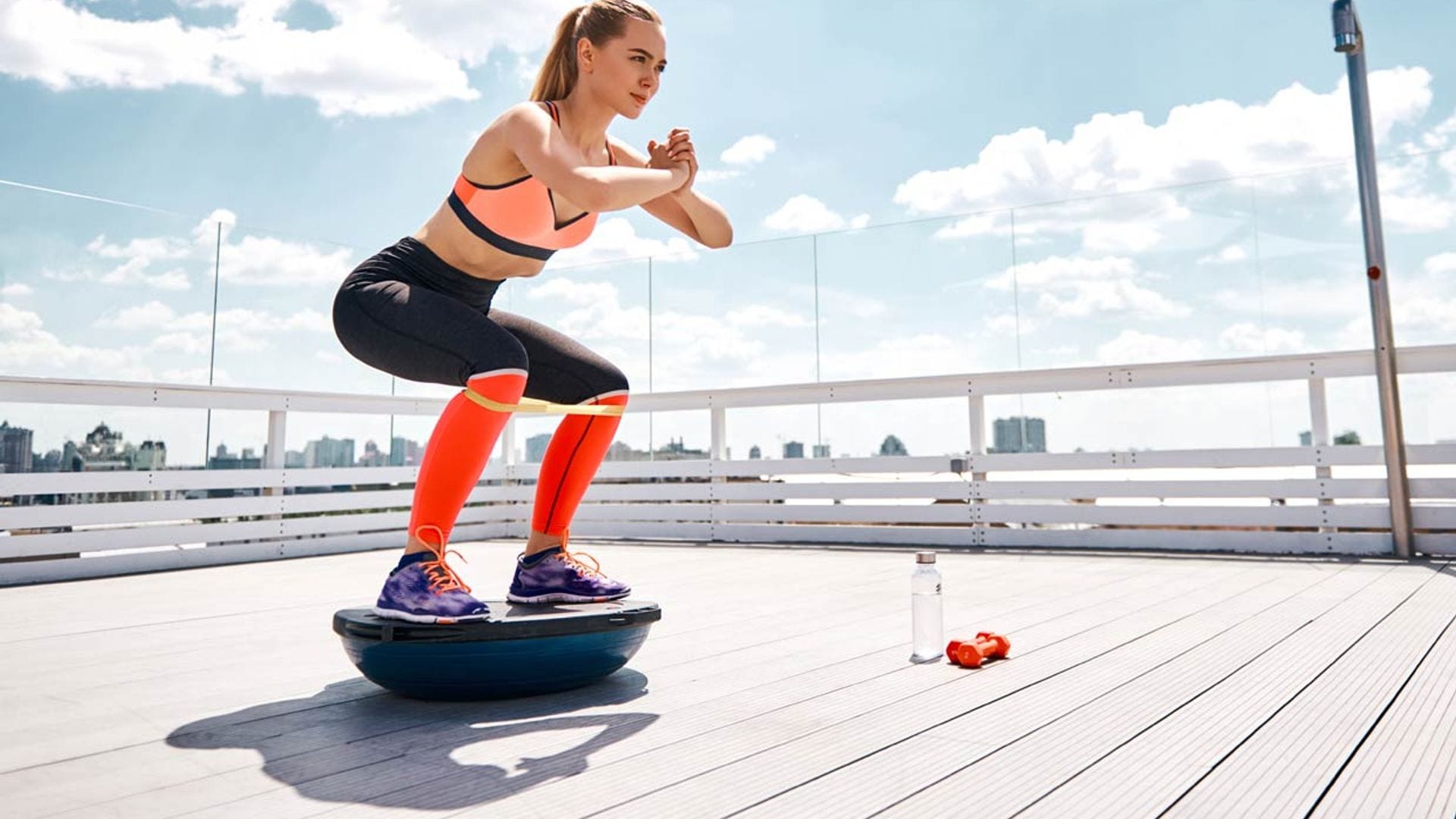 ¿Quieres tonificar tus piernas? Prueba estos ejercicios con bosu