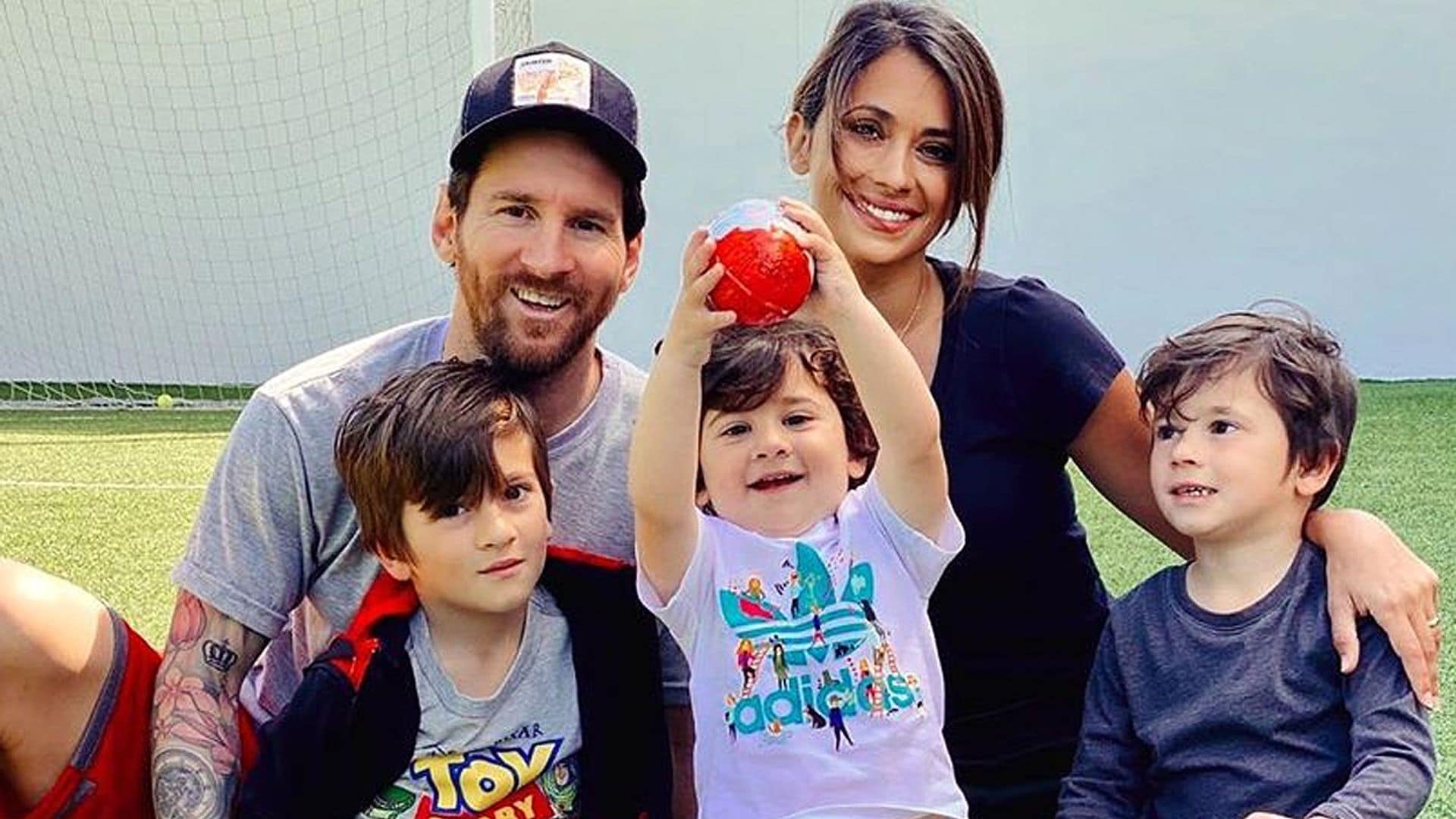 Leo Messi y Antonela Roccuzzo reaparecen presumiendo de sus tres hijos tras los difíciles días del jugador