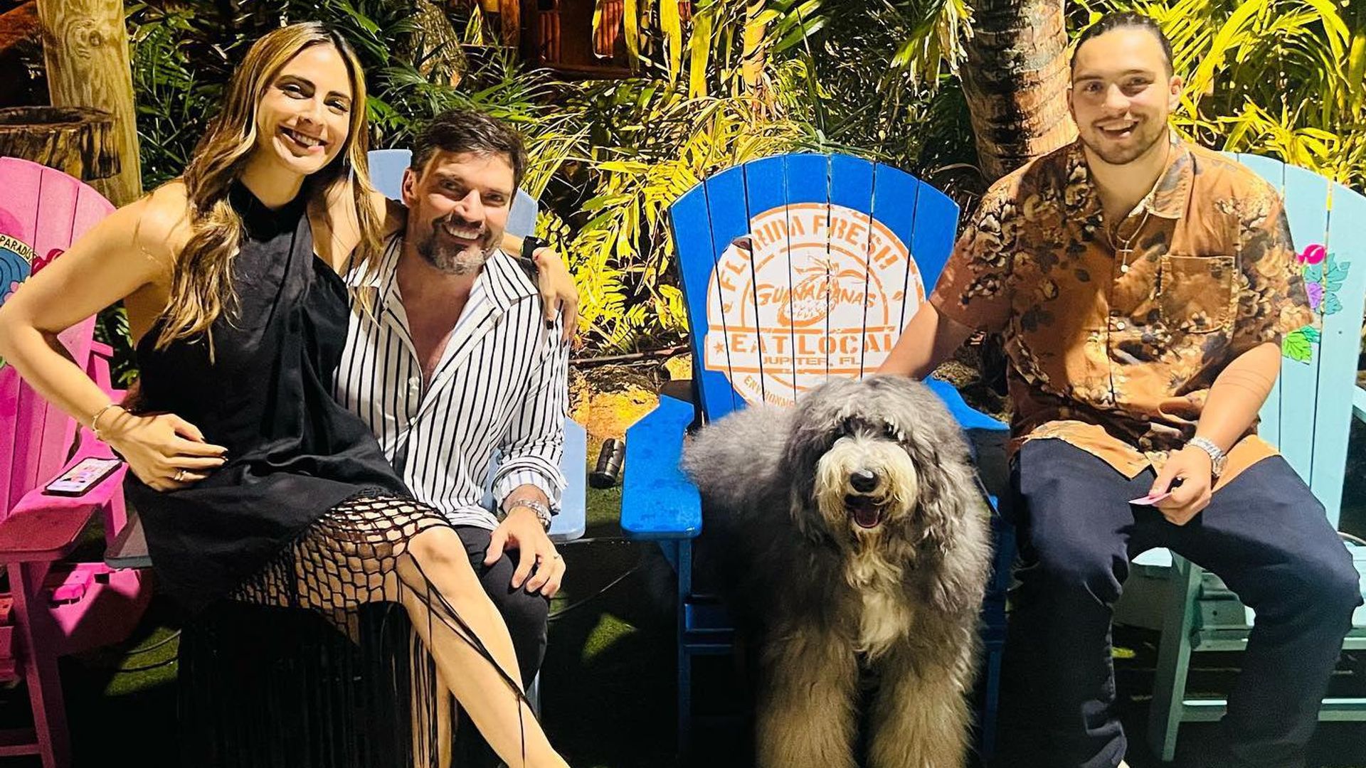 Julián Gil celebra un año más de vida junto a su familia y su prometida Valeria Marín