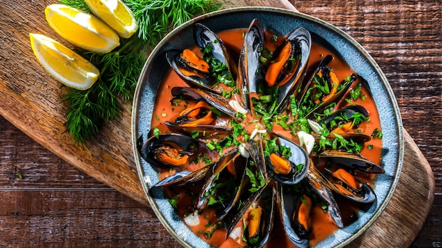 Mejillones con tomate