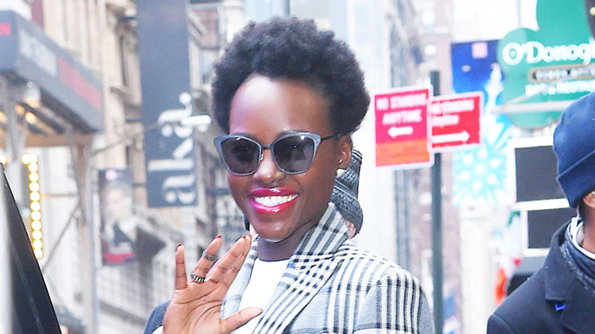 Este es quizá el 'look' más elegante de Lupita Nyong’o (y no es de alfombra roja)