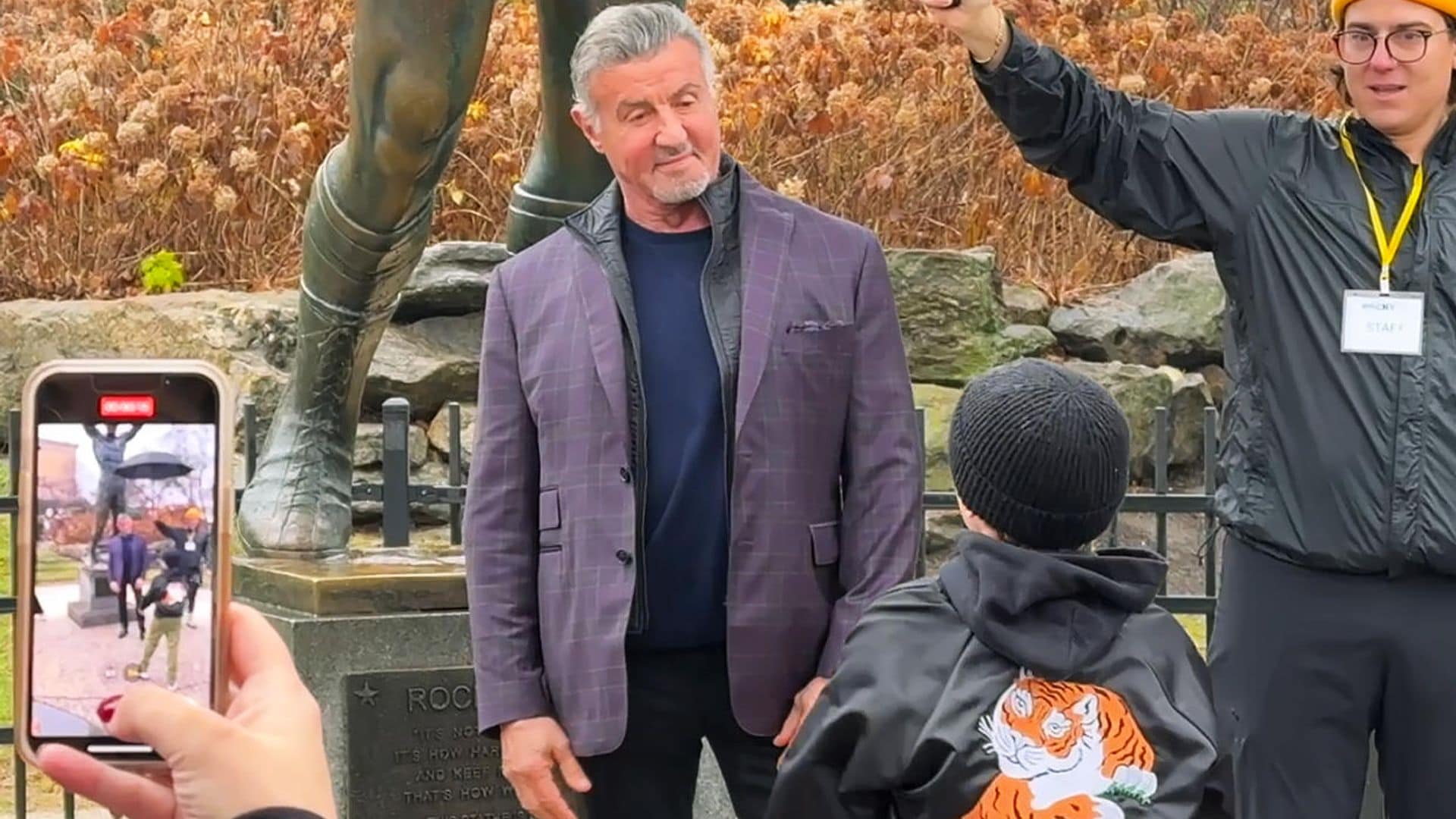 El momentazo viral de Sylvester Stallone replicando una escena de 'Rocky Balboa' con un niño