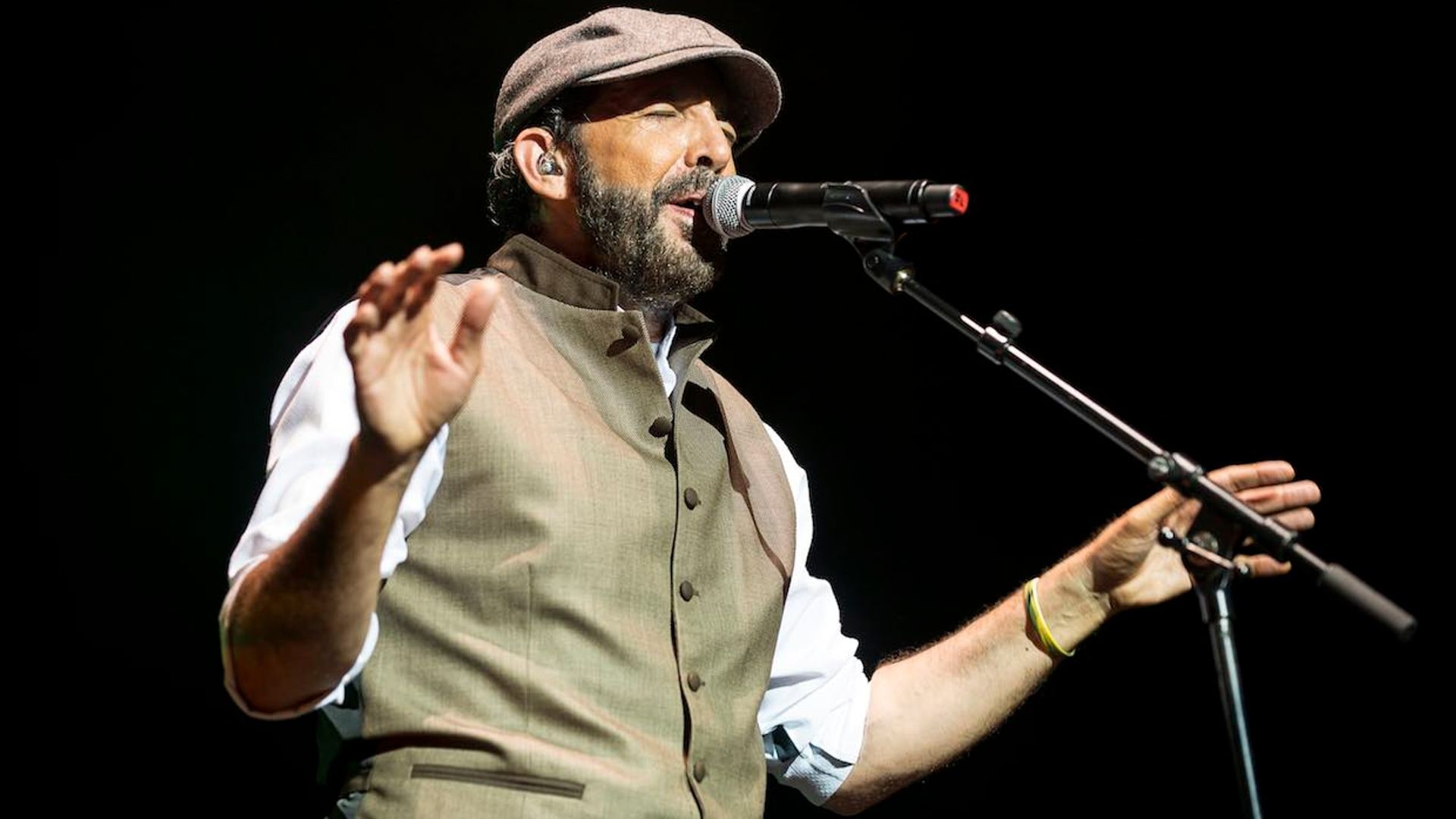 Juan Luis Guerra recibirá el galardón honorífico en los Premios Billboard de Música Latina