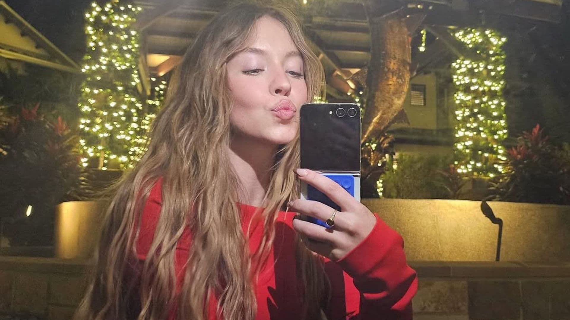 Sydney Sweeney y Paula Echevarría muestran su cabello al natural