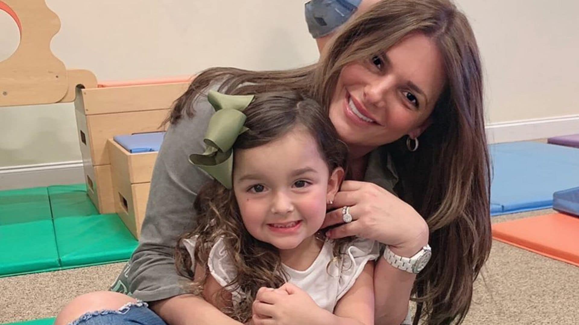 Hija menor de Bárbara Bermudo sufre un accidente: ‘Nos tiene el corazón roto’