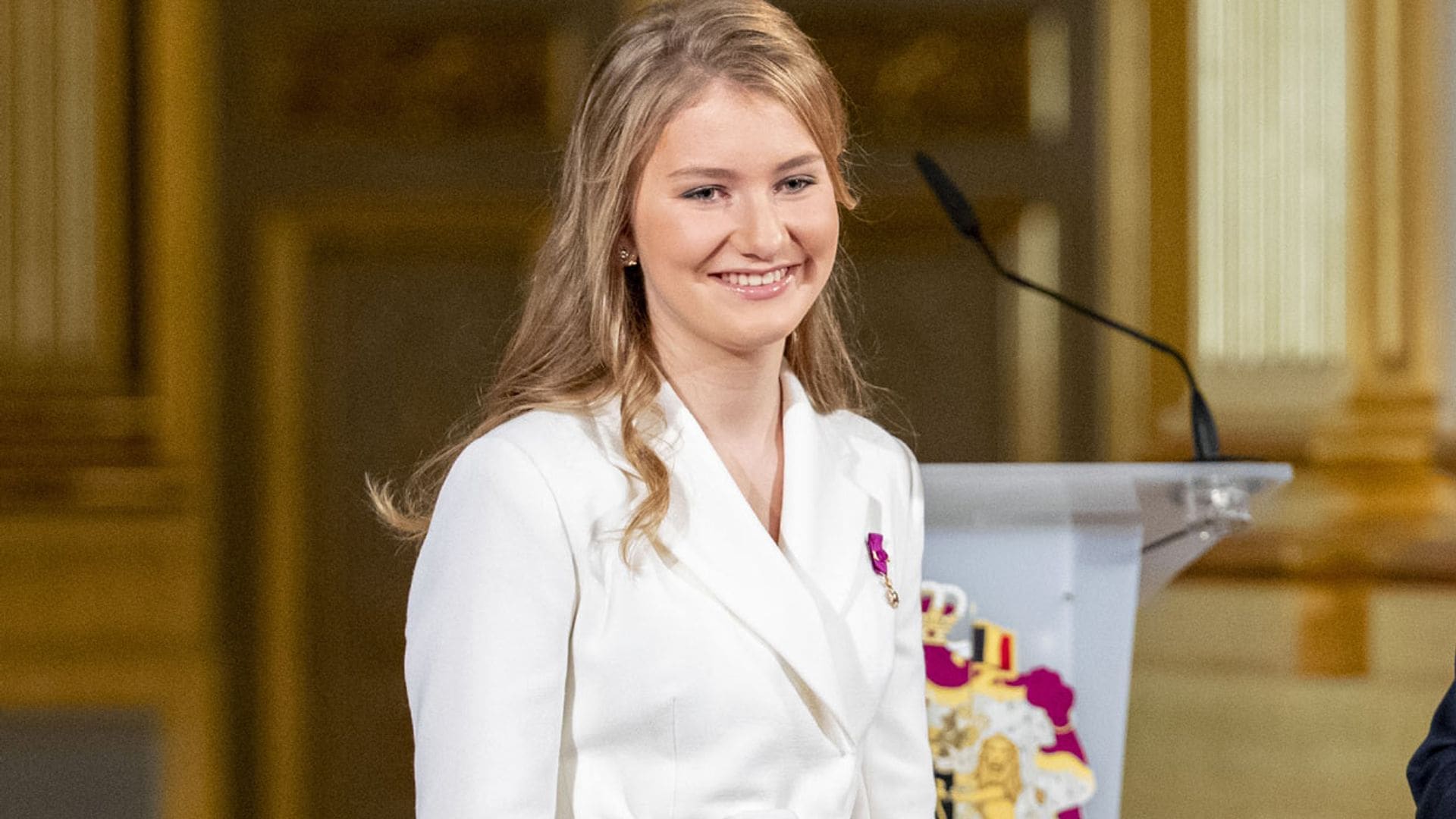 El último look de Elisabeth de Bélgica confirma que es tan adicta a Zara como nosotras