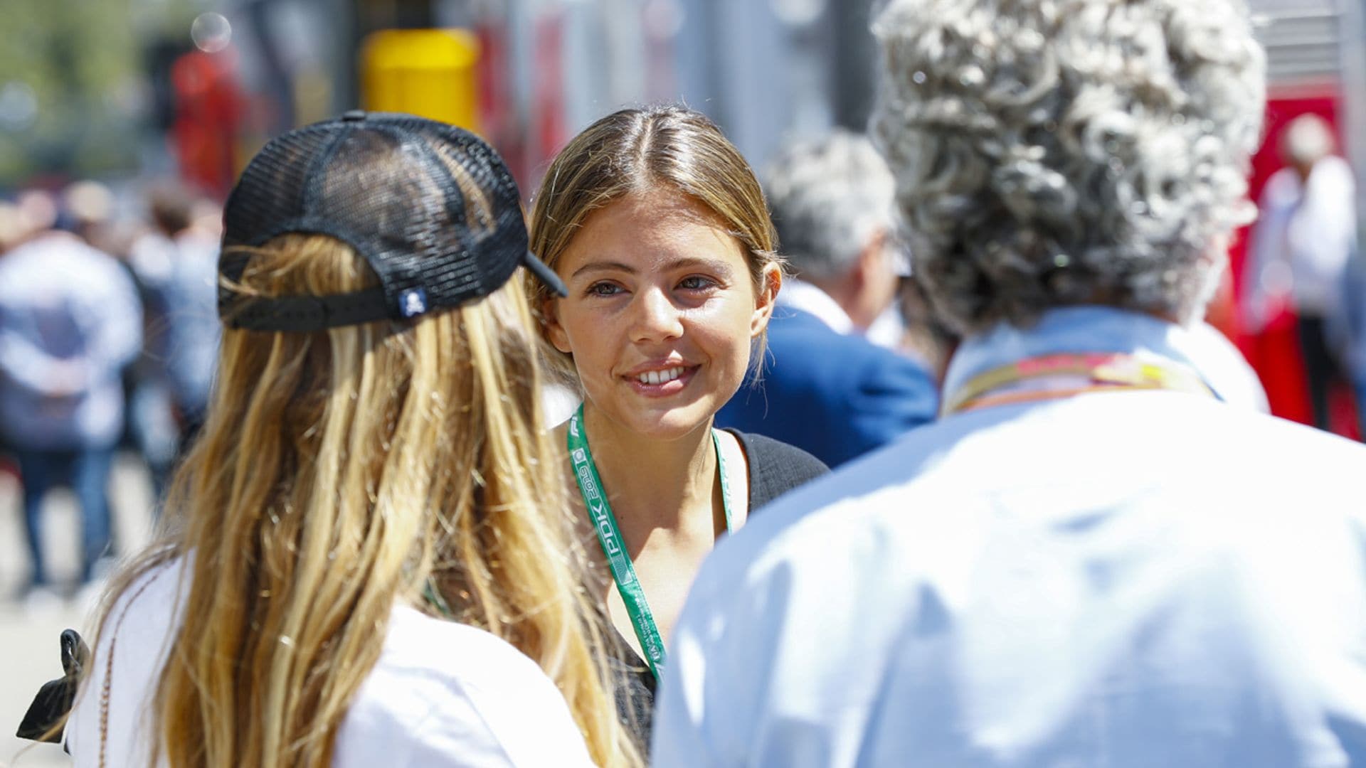 Isabel Hernáez, una más en la familia de su novio, Carlos Sainz