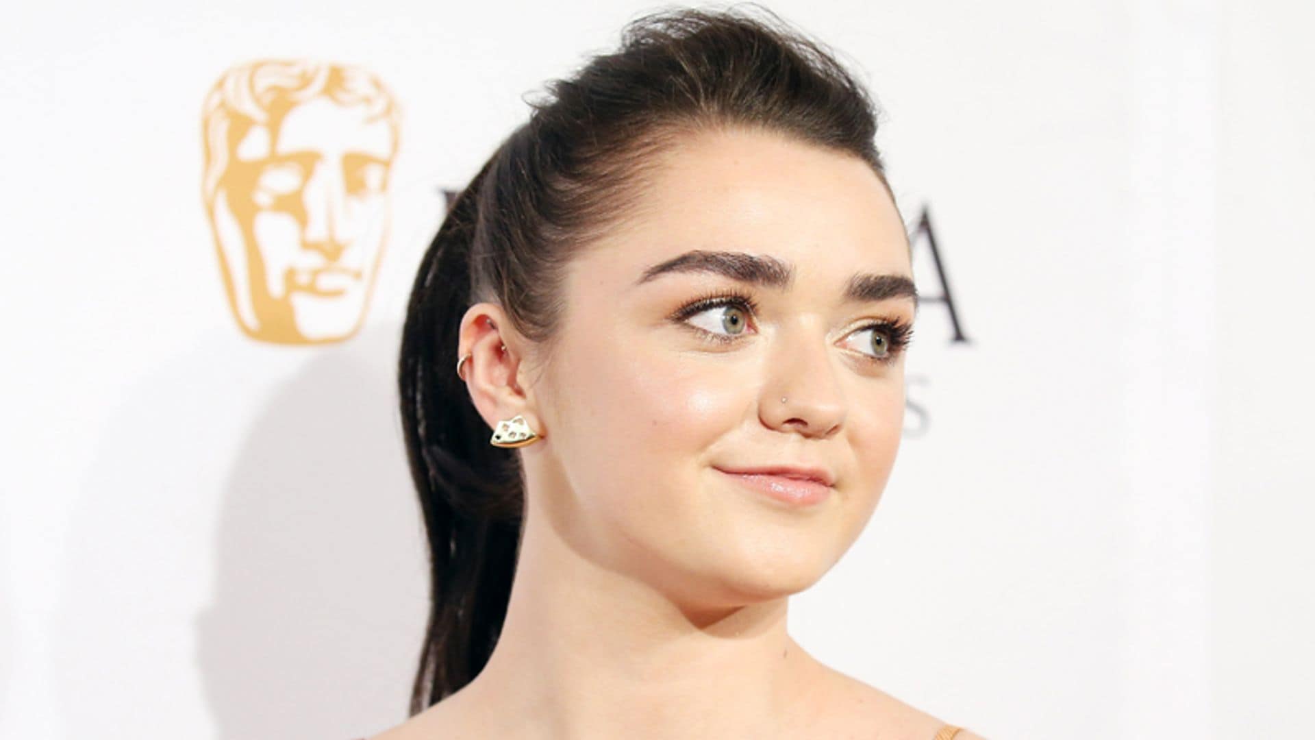 Siete 'looks' de  Maisie Williams que podrás lucir en tu día a día