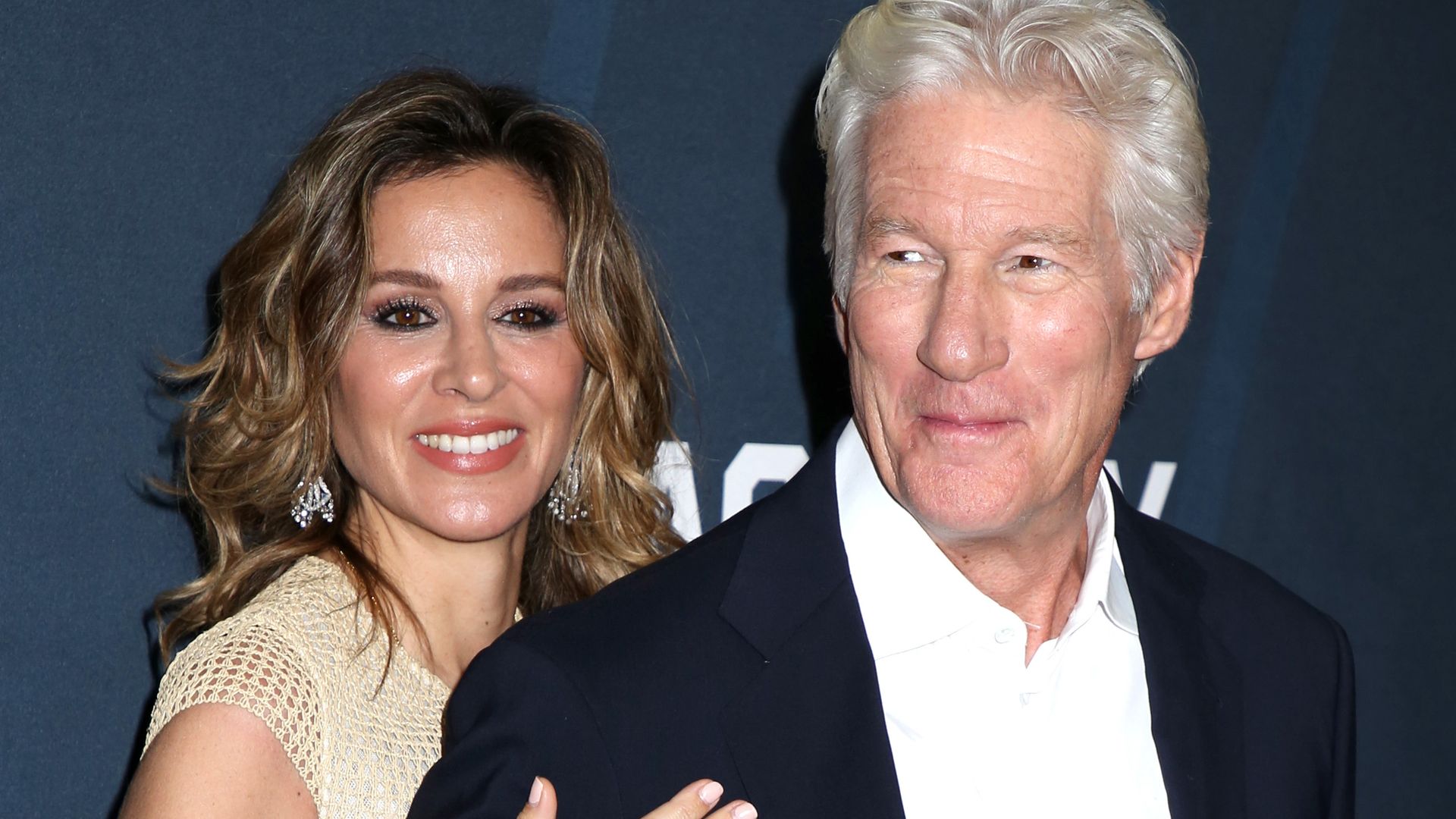 Alejandra Gere celebra su cumpleaños: de fiesta 'mexicana' con sus hijos... y Richard Gere guitarra en mano