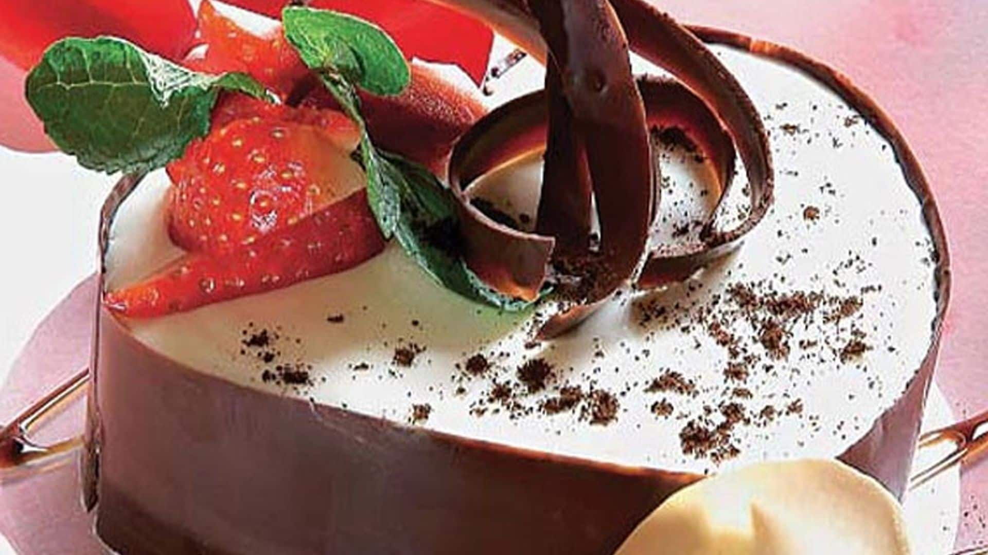 Corazón de chocolate con mascarpone y frutos rojos